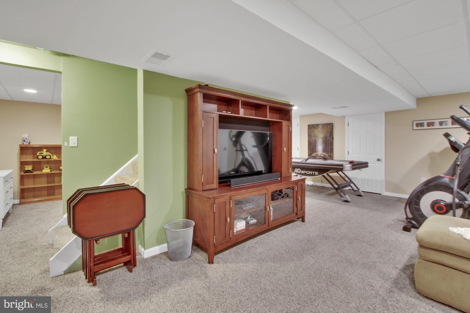 KOLLER POINTE - Residential