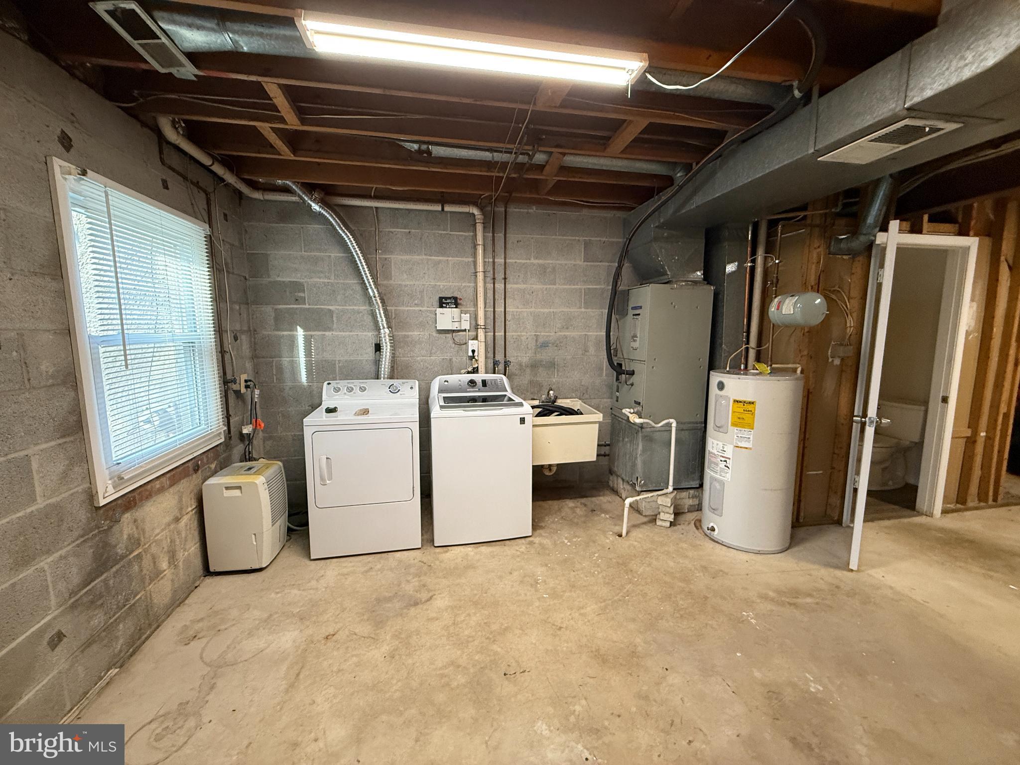 UPTON VILLAGE NORTH - Residential