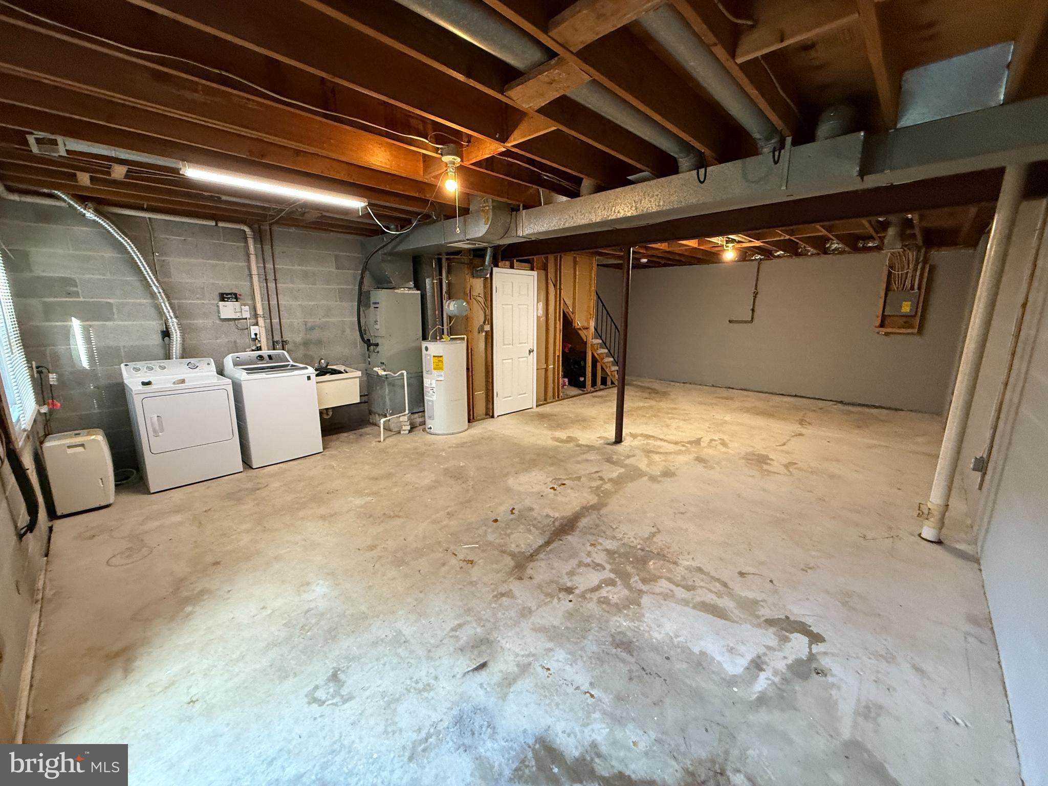 UPTON VILLAGE NORTH - Residential