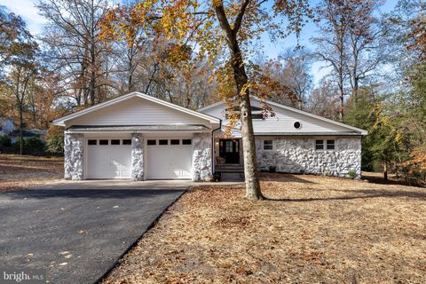 17 W DELAWARE TRAIL MEDFORD NJ 08055