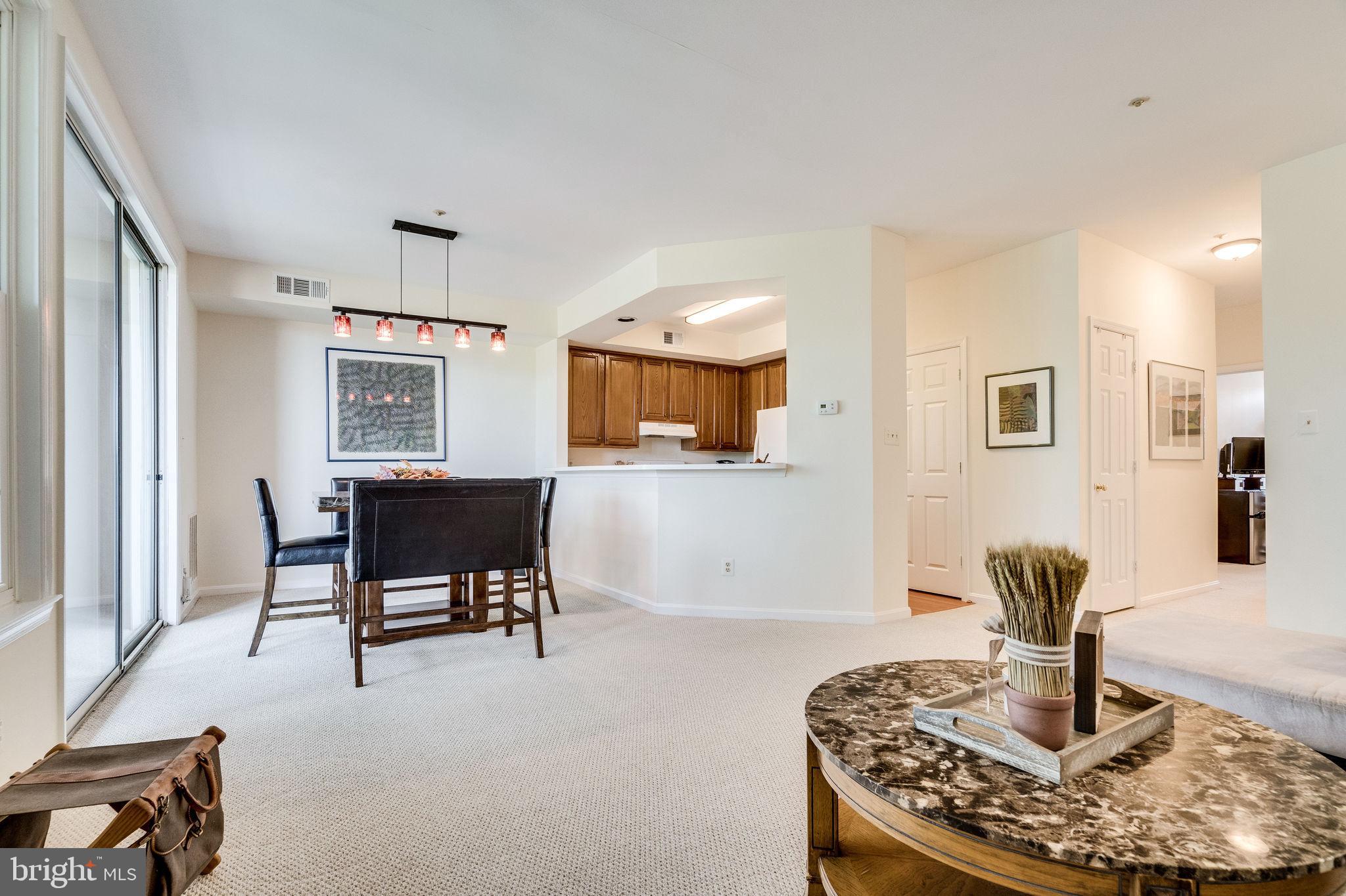 ETON SQUARE - Residential