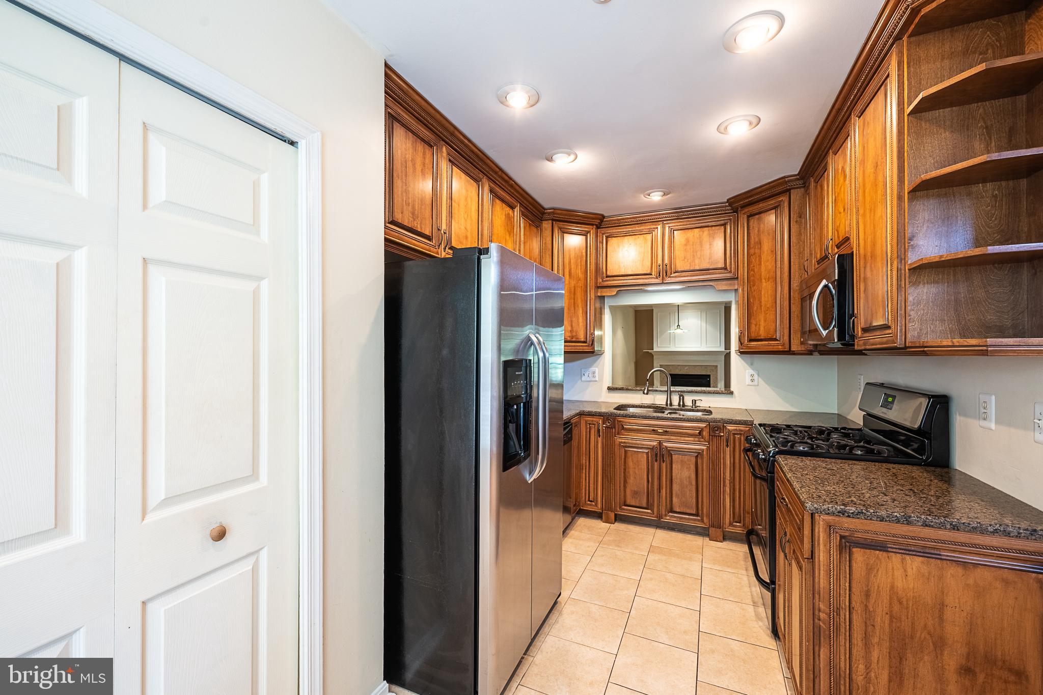 SYCAMORES AT VAN DORN - Residential Lease