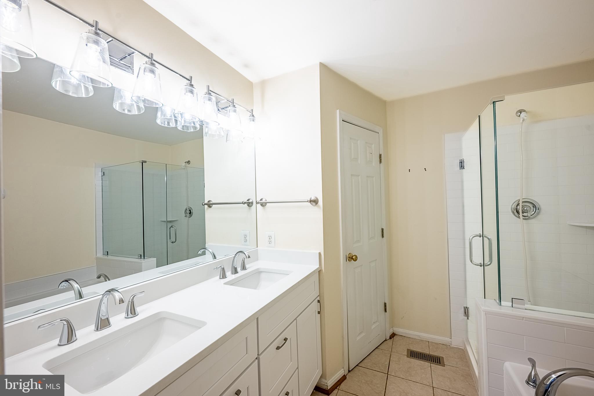 SYCAMORES AT VAN DORN - Residential Lease