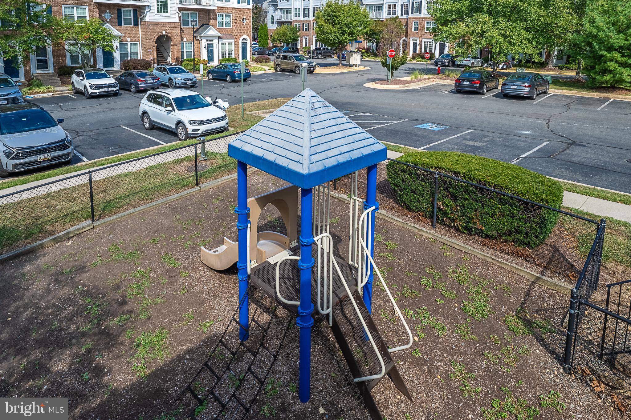 SYCAMORES AT VAN DORN - Residential Lease