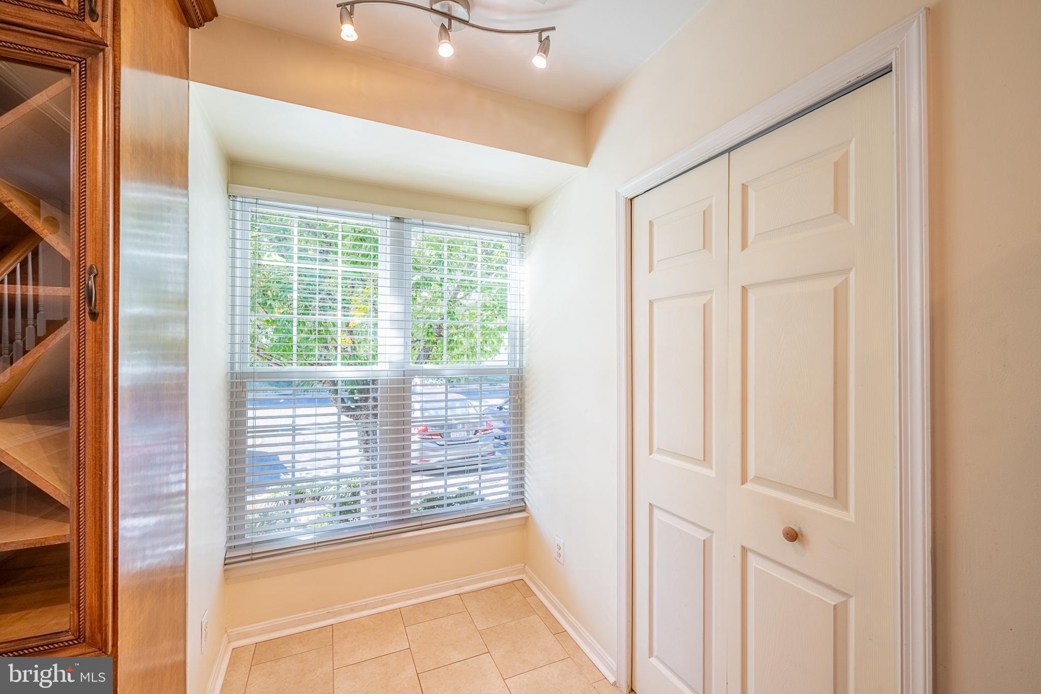 SYCAMORES AT VAN DORN - Residential Lease