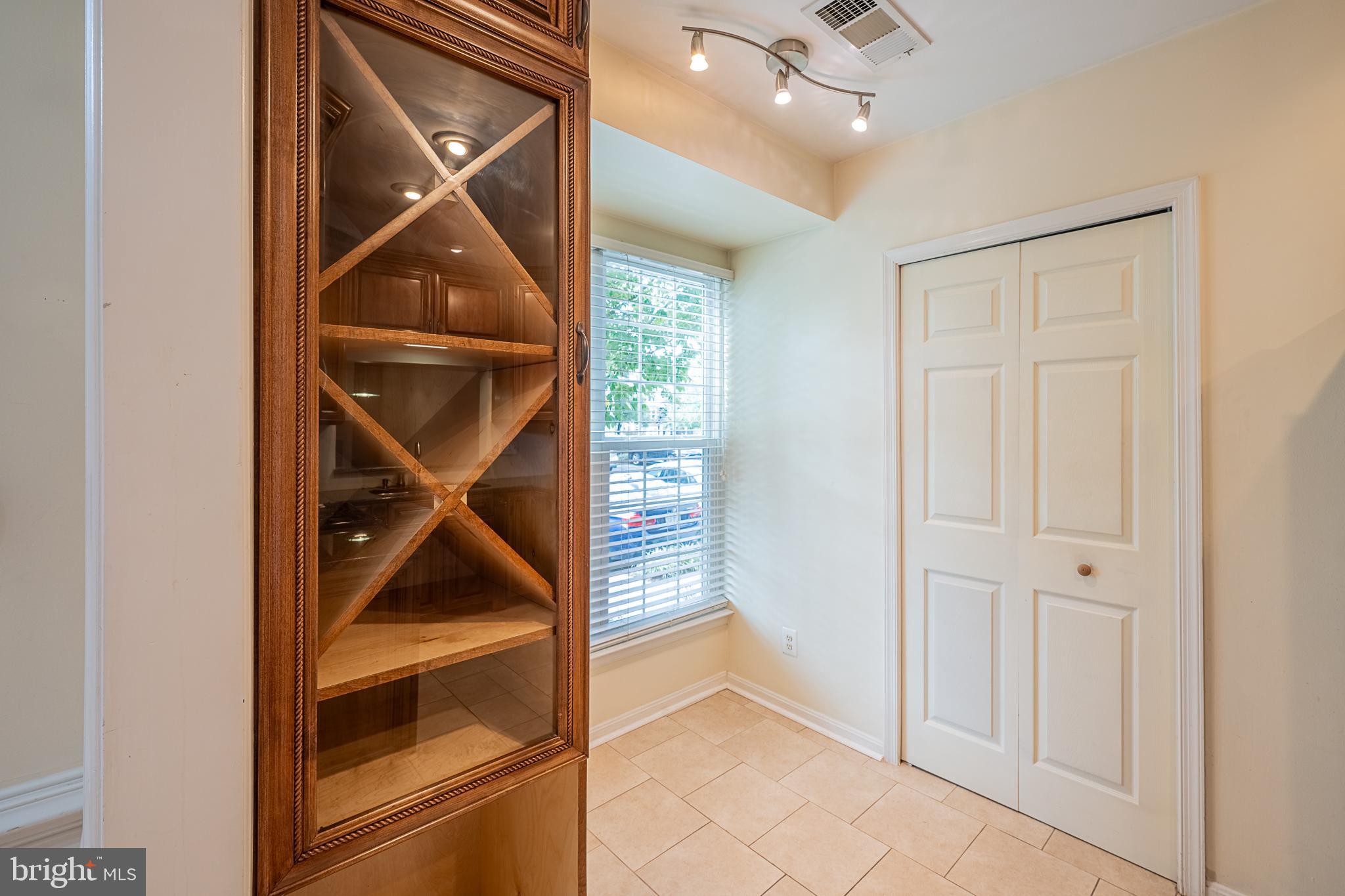 SYCAMORES AT VAN DORN - Residential Lease