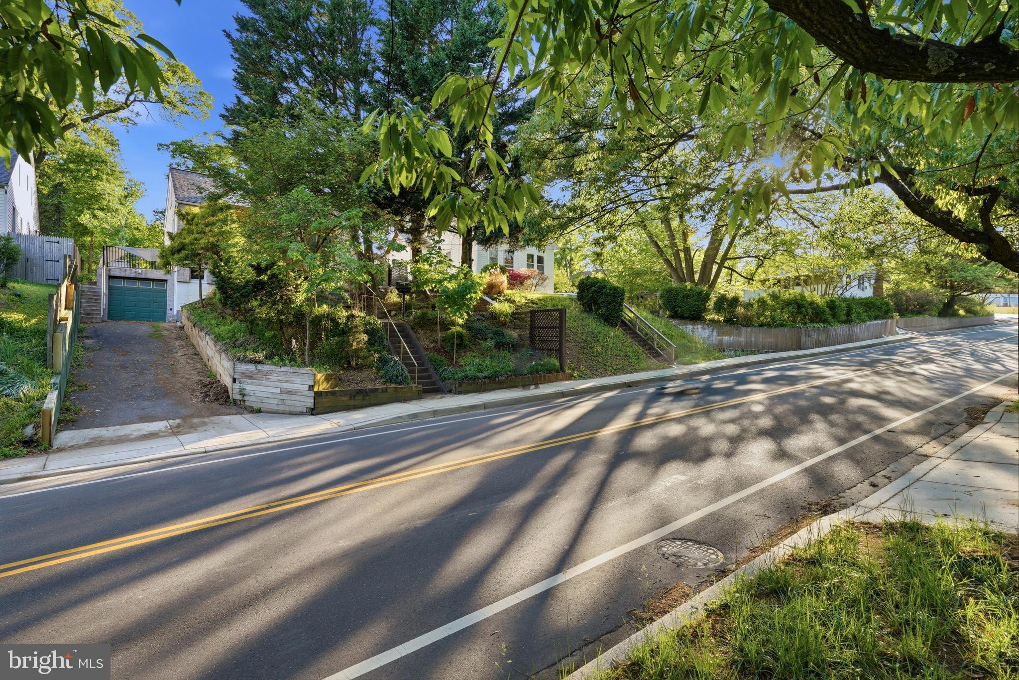 605 ETHAN ALLEN AVENUE