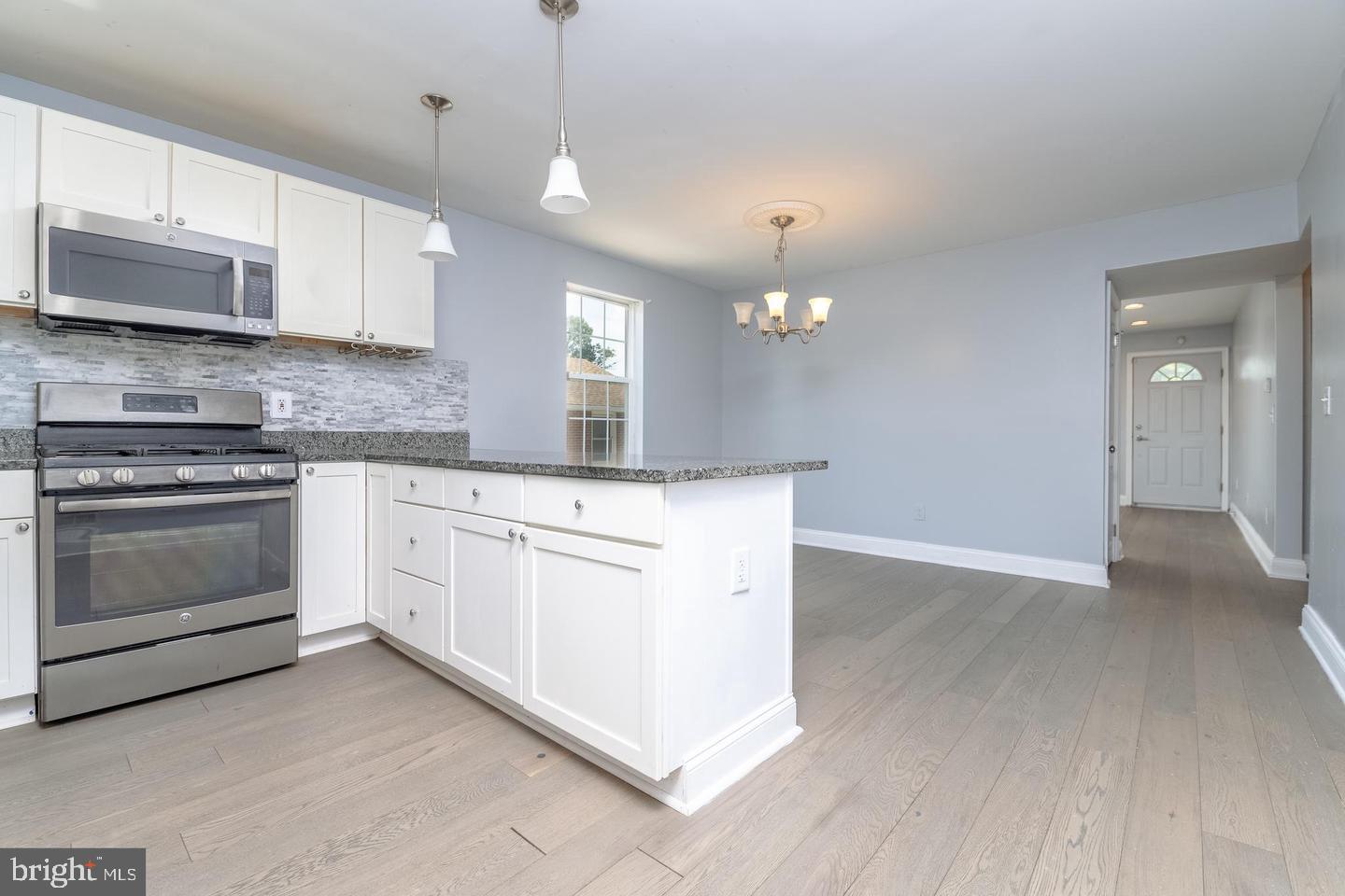 HAMILTON HEIGHTS - Residential