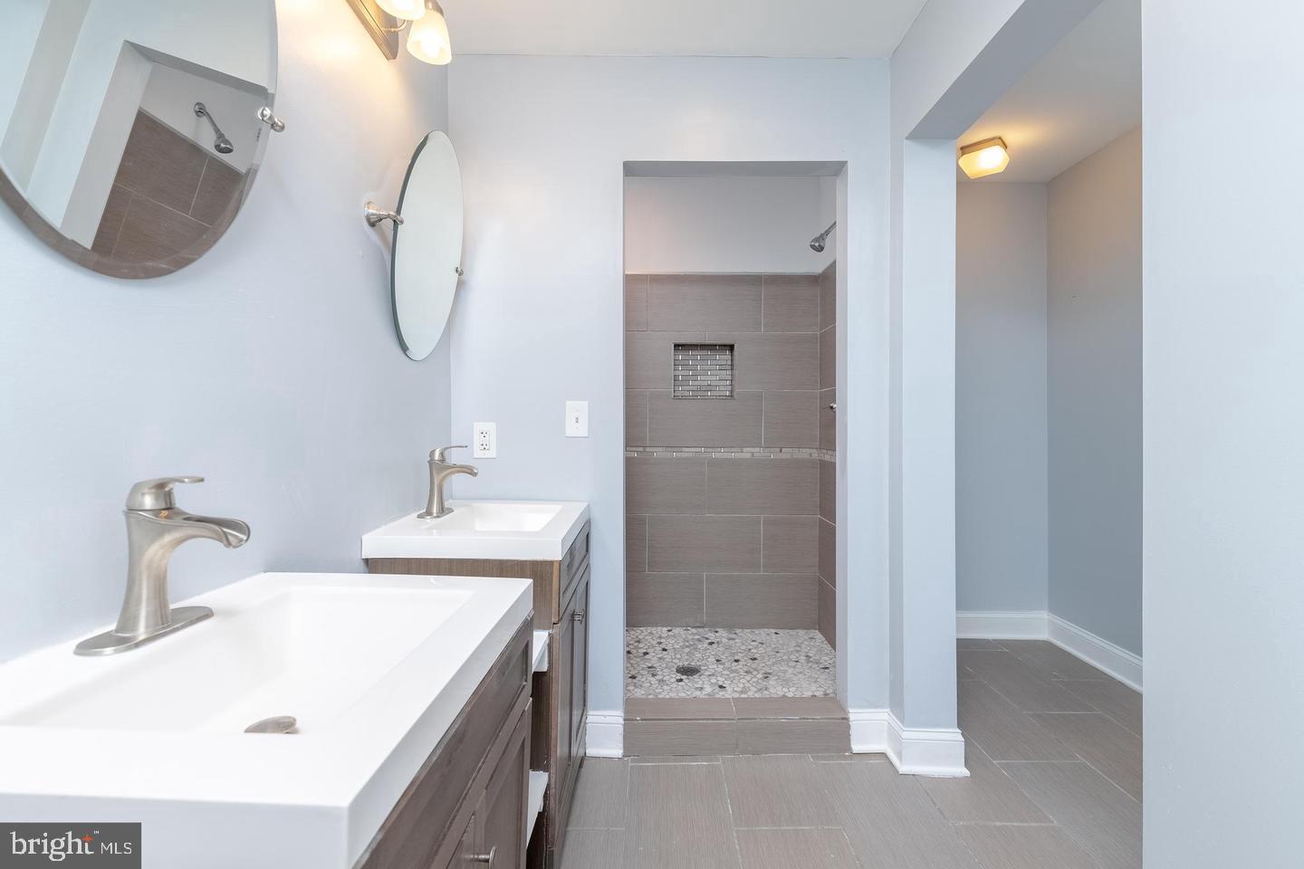 HAMILTON HEIGHTS - Residential