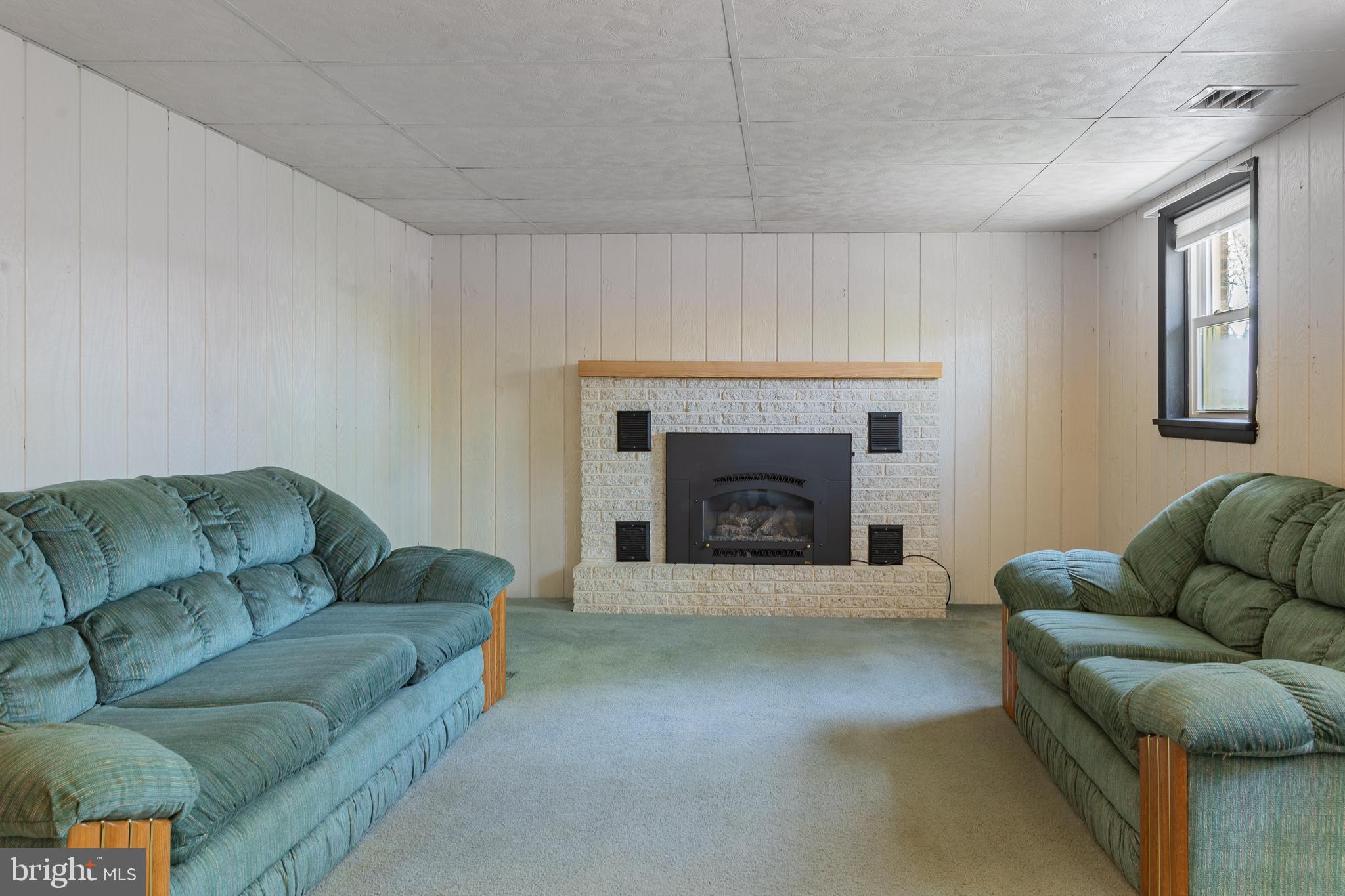 DERRY TOWNSHIP - Residential