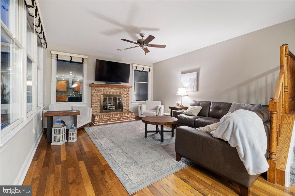 SUMMER LEA - Residential