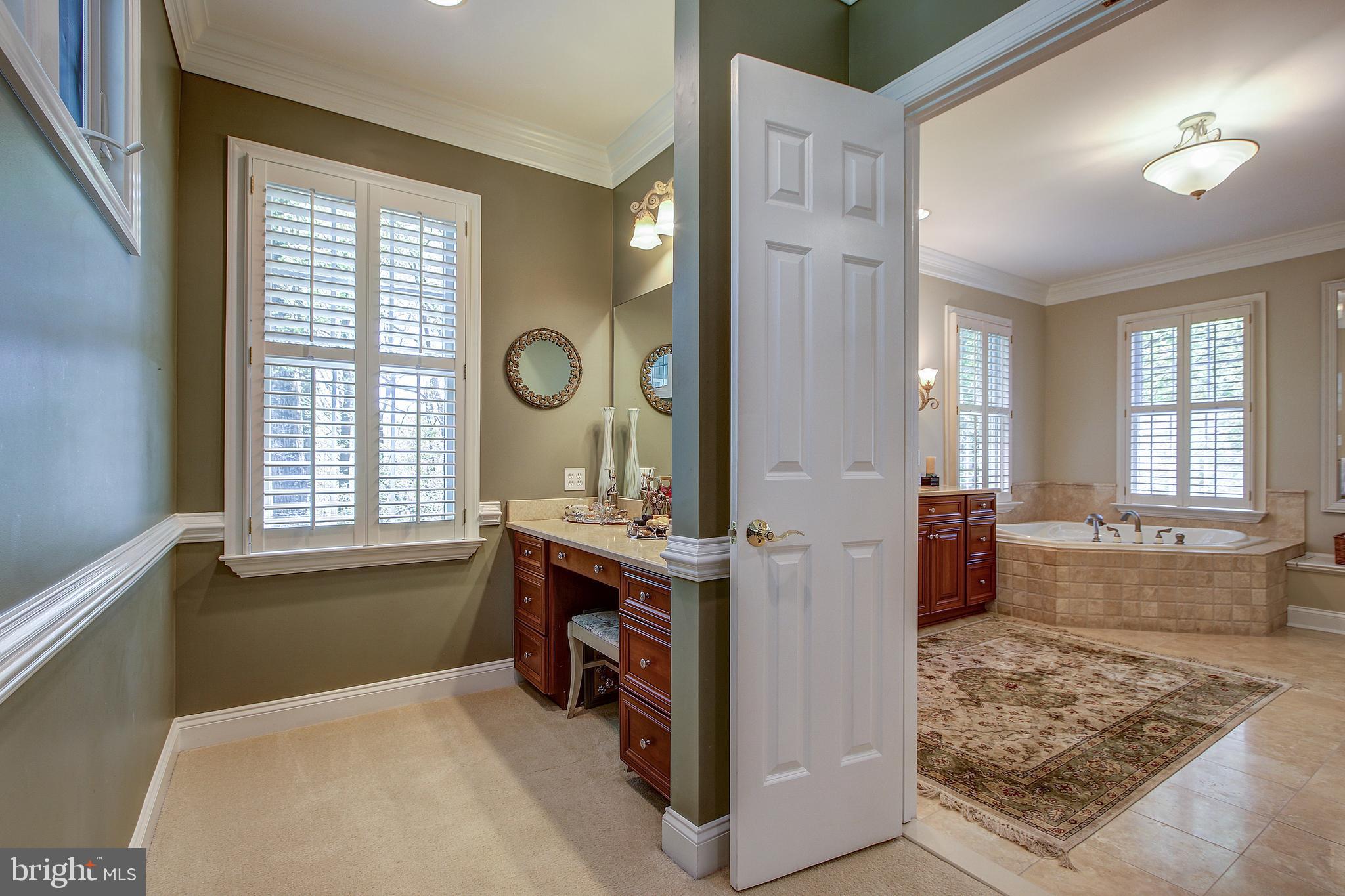 SENECA HIGHLANDS - Residential