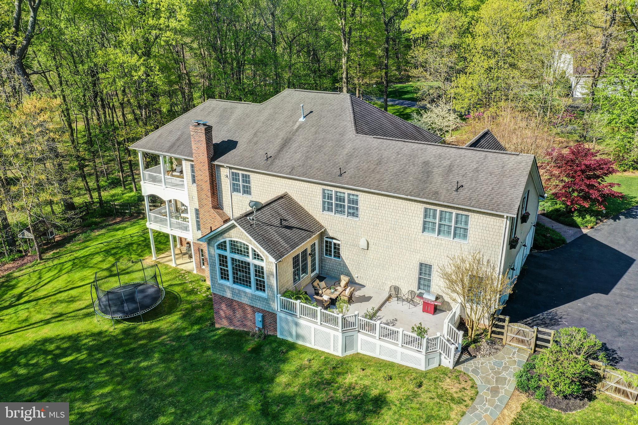 SENECA HIGHLANDS - Residential