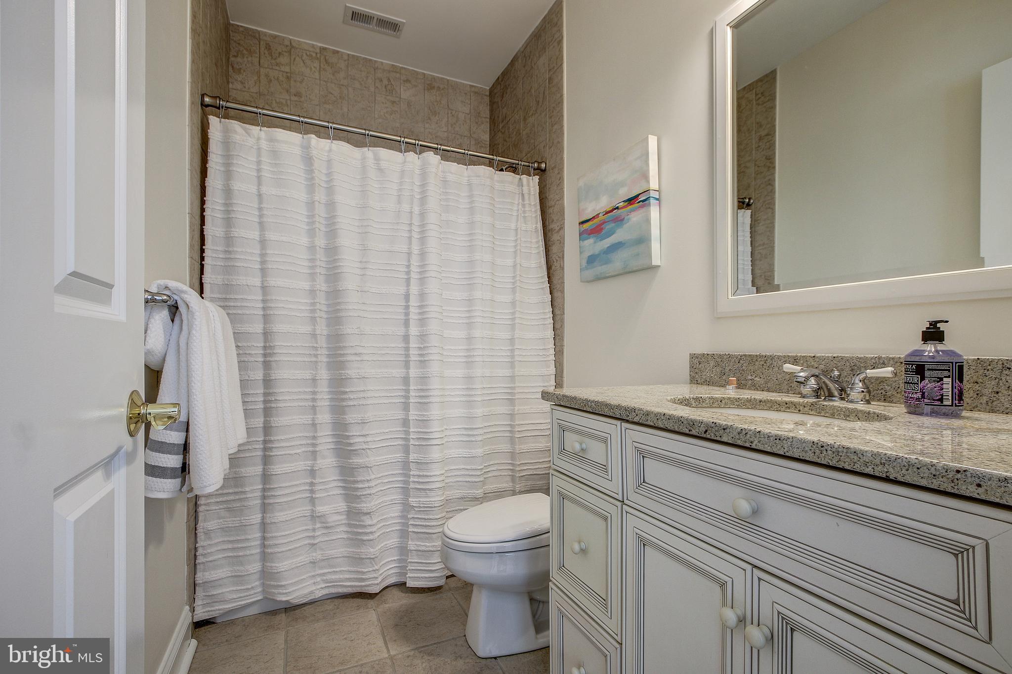 SENECA HIGHLANDS - Residential