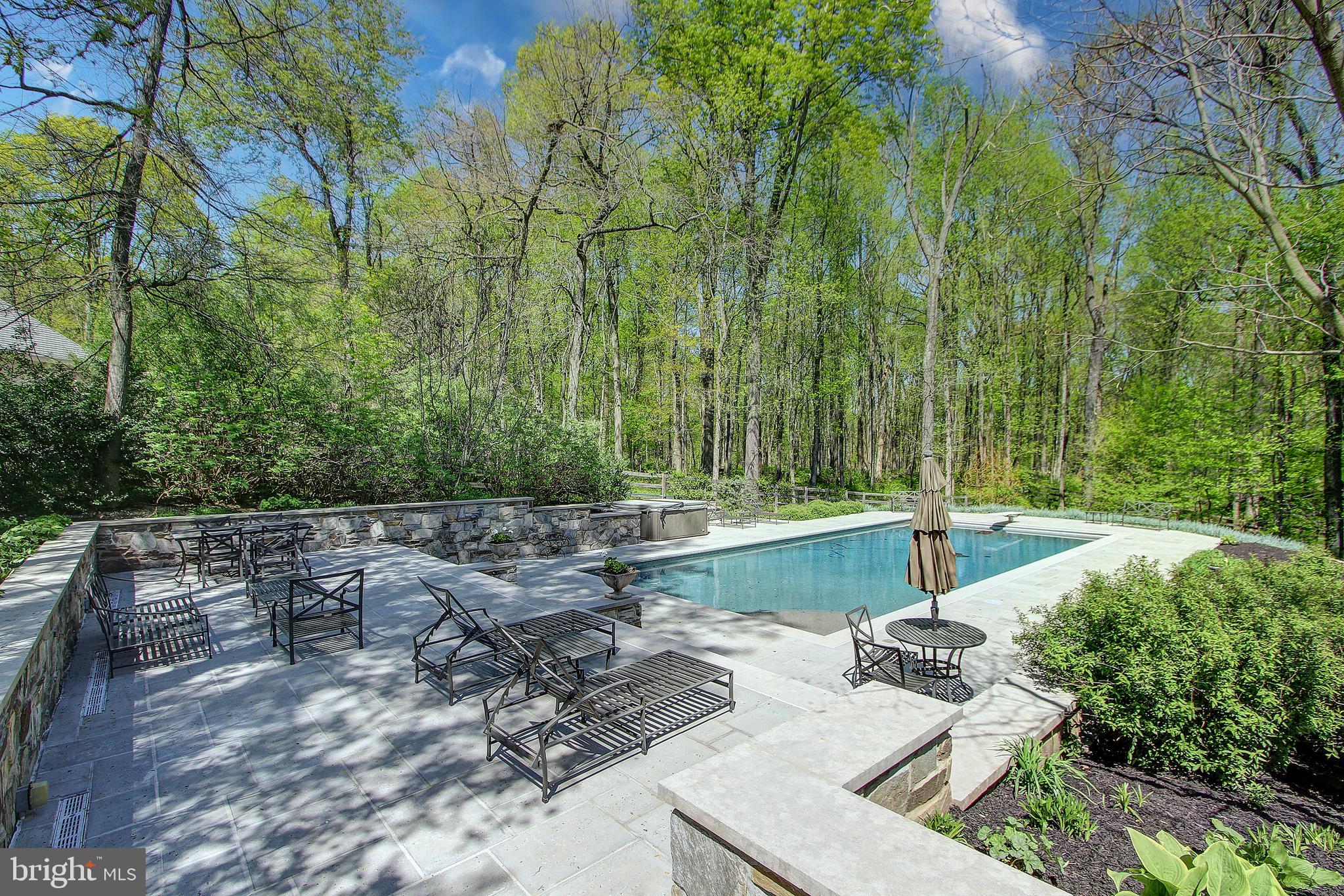 SENECA HIGHLANDS - Residential