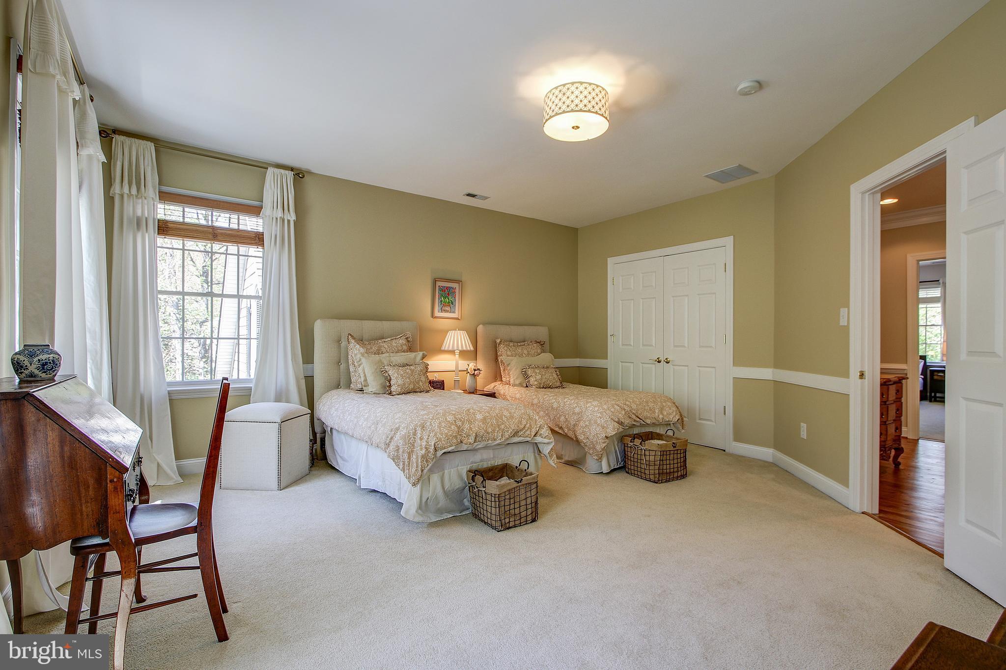 SENECA HIGHLANDS - Residential