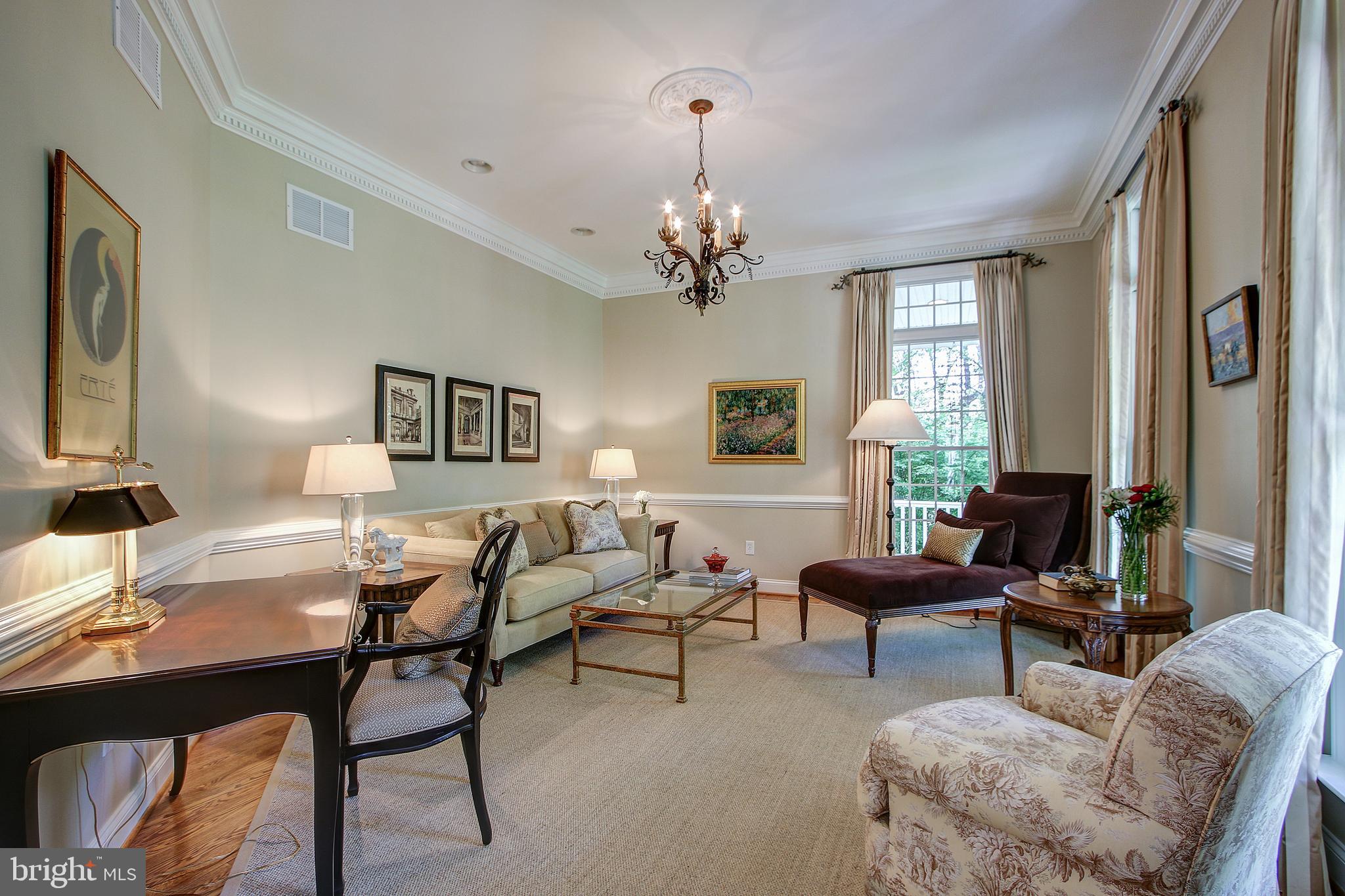 SENECA HIGHLANDS - Residential
