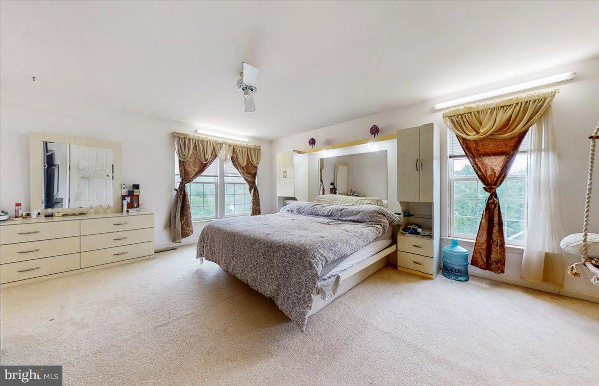 APPLEWOOD - Residential