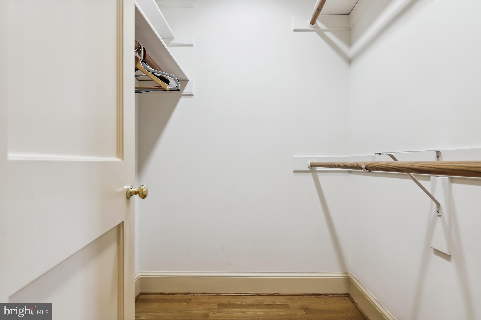 WOODSIDE PARK - Residential