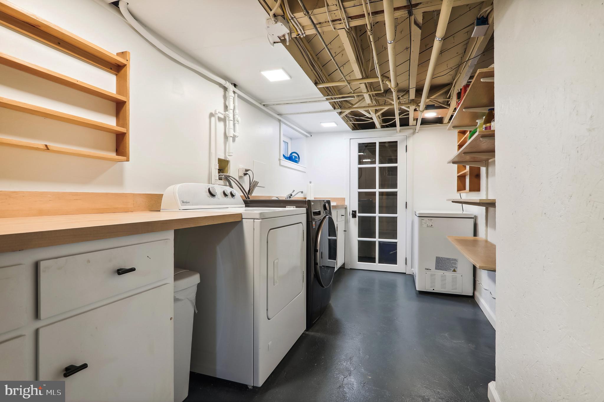 WOODSIDE PARK - Residential