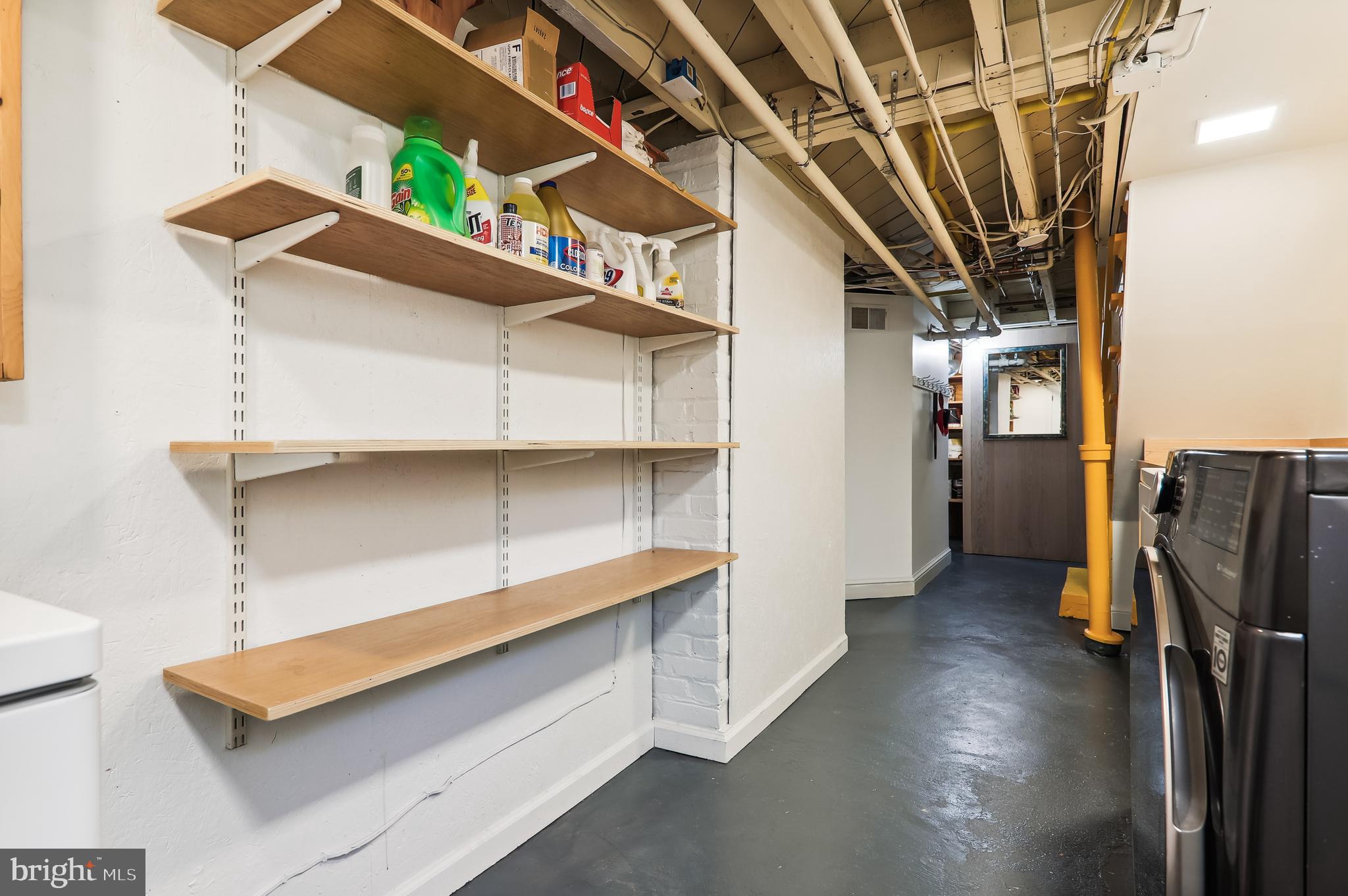 WOODSIDE PARK - Residential