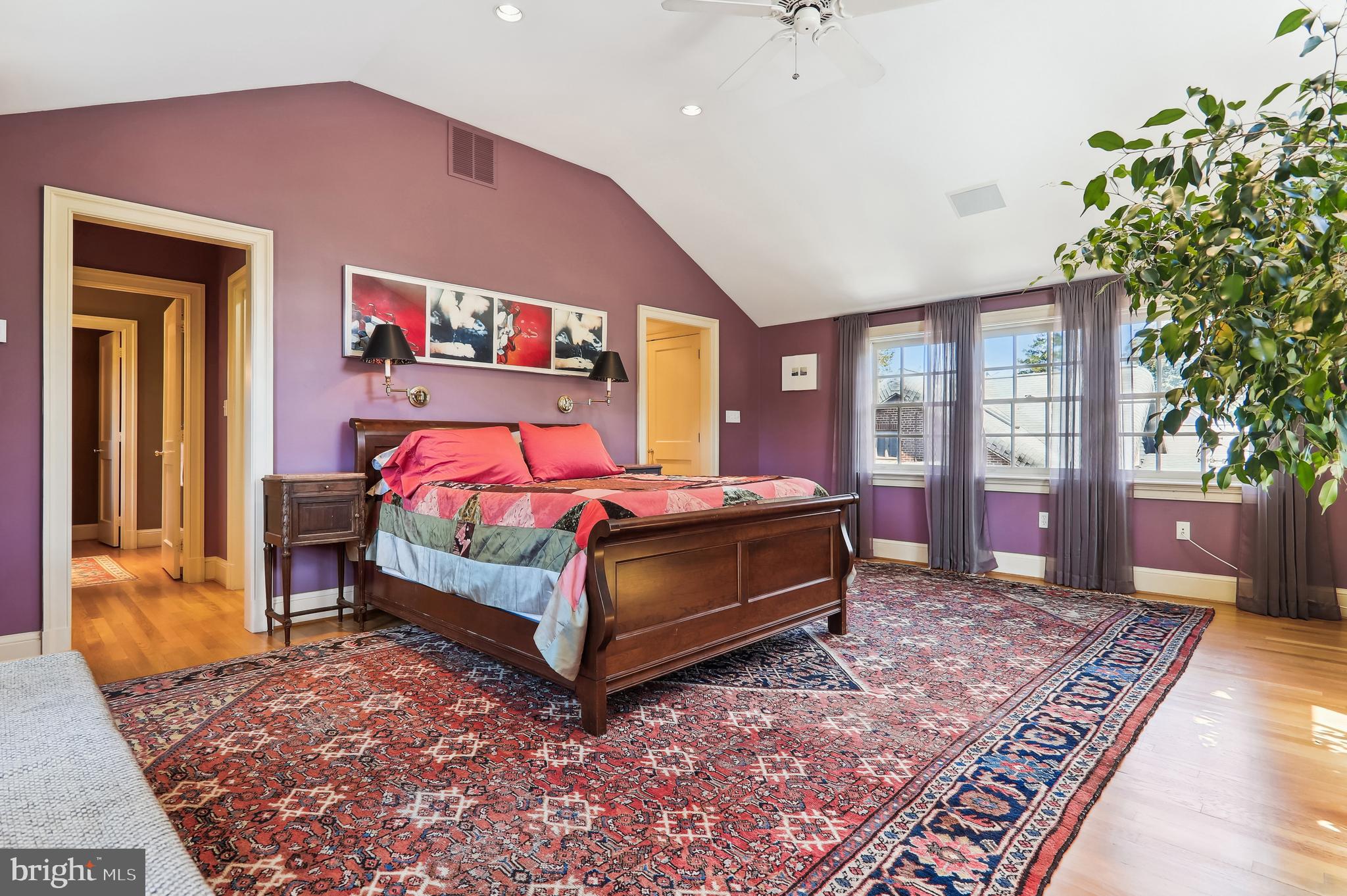 WOODSIDE PARK - Residential