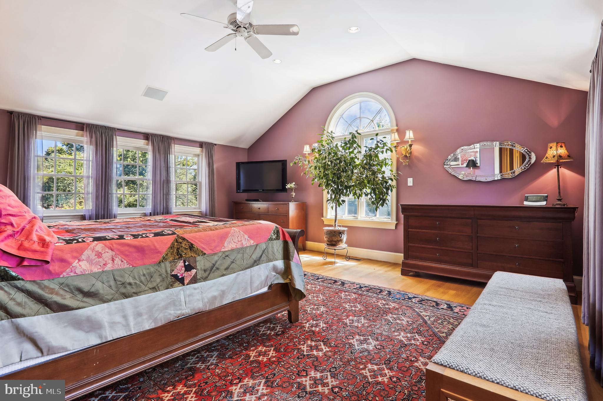 WOODSIDE PARK - Residential