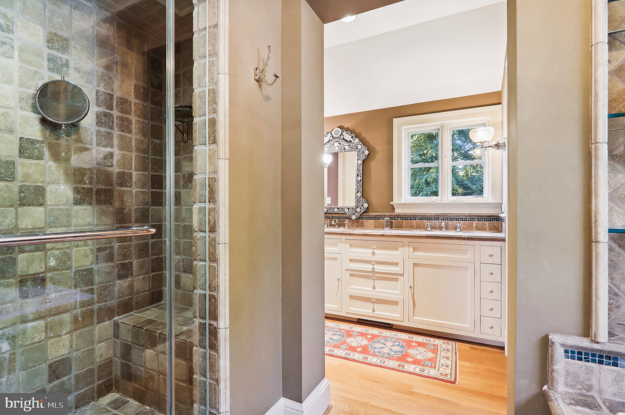 WOODSIDE PARK - Residential