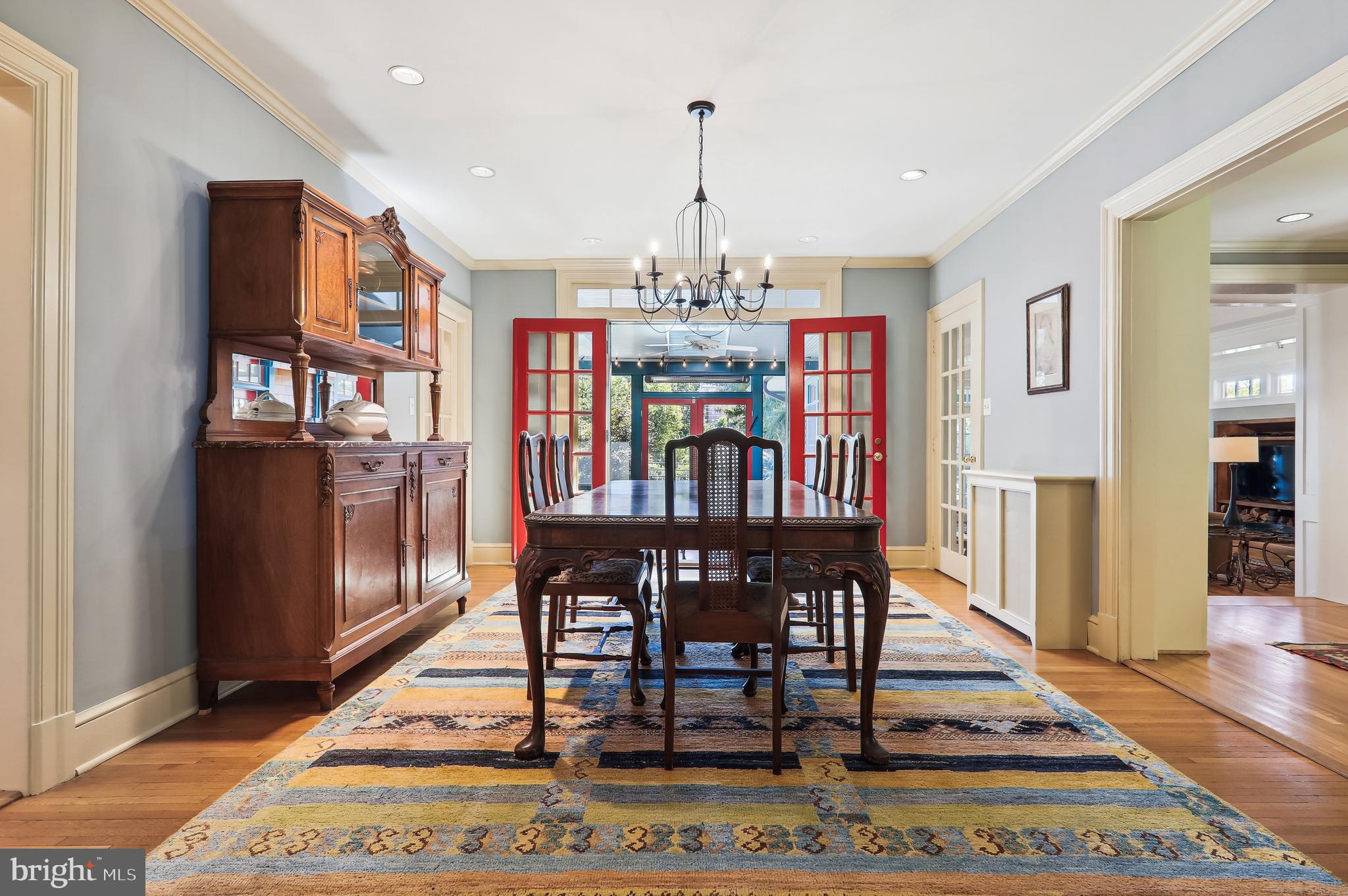 WOODSIDE PARK - Residential