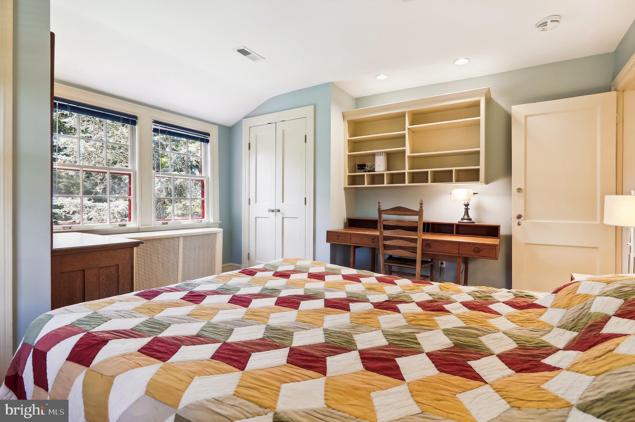 WOODSIDE PARK - Residential