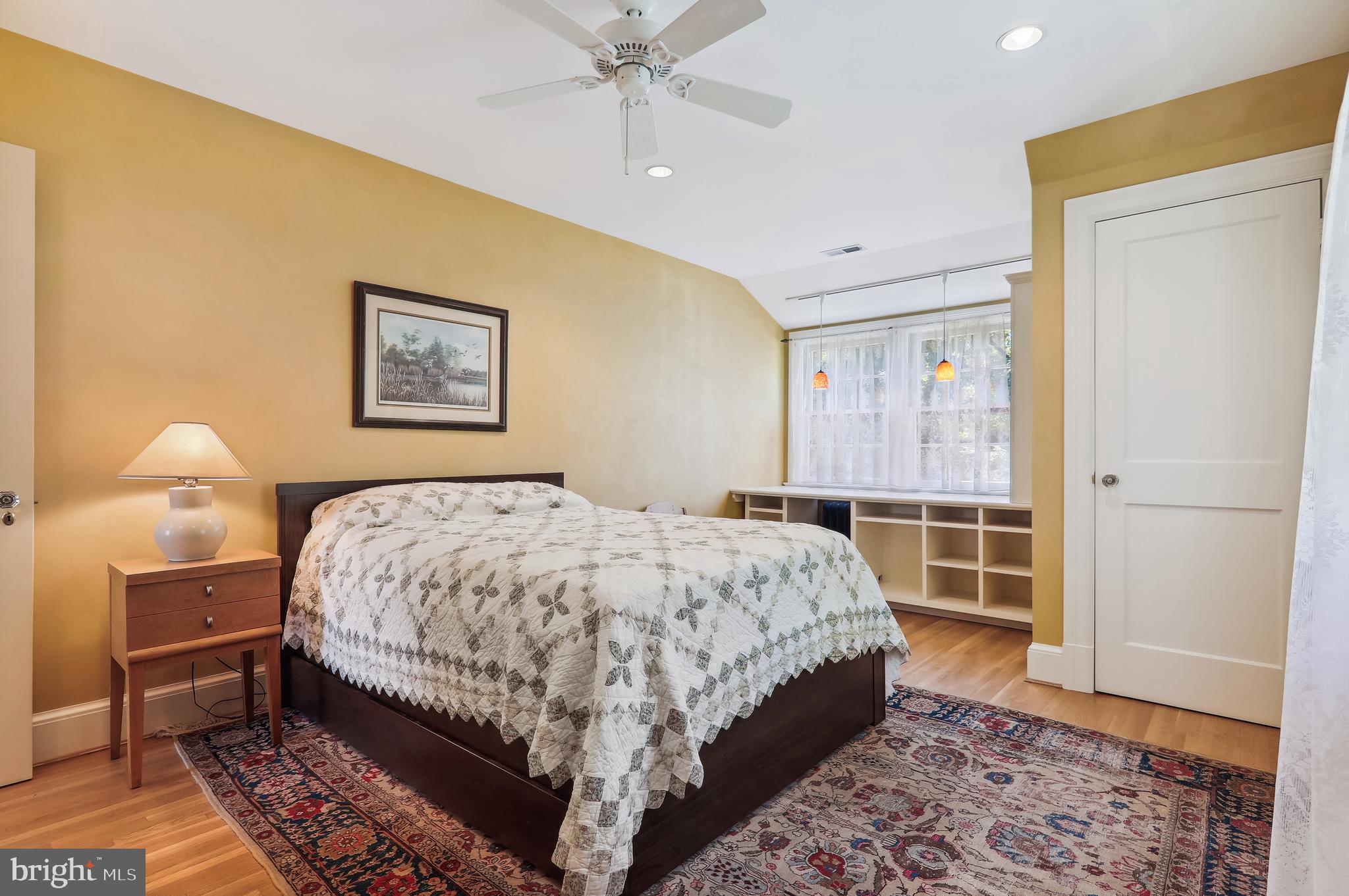 WOODSIDE PARK - Residential