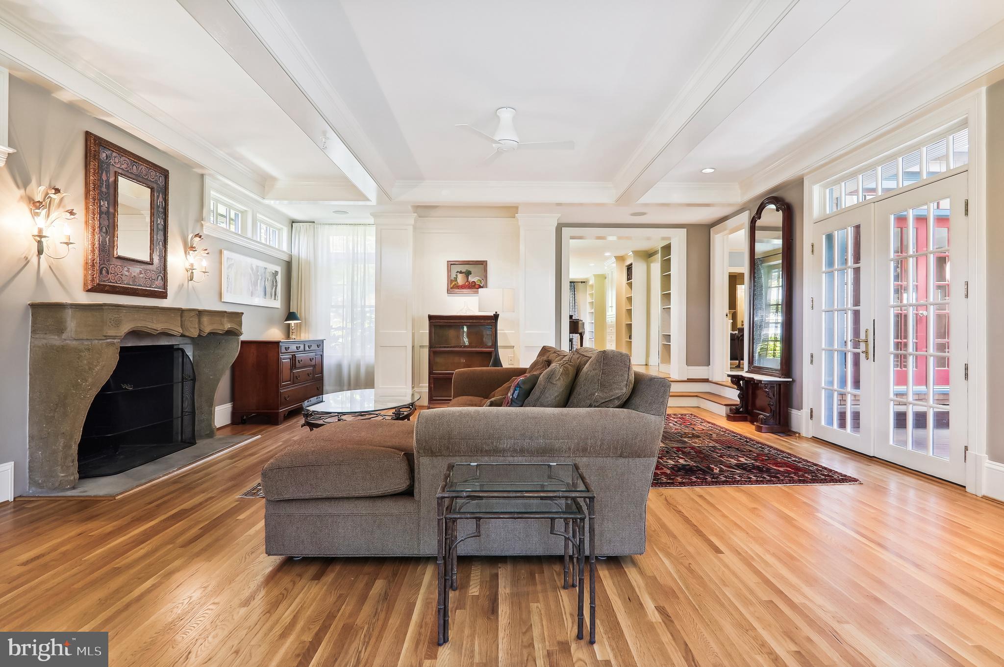 WOODSIDE PARK - Residential