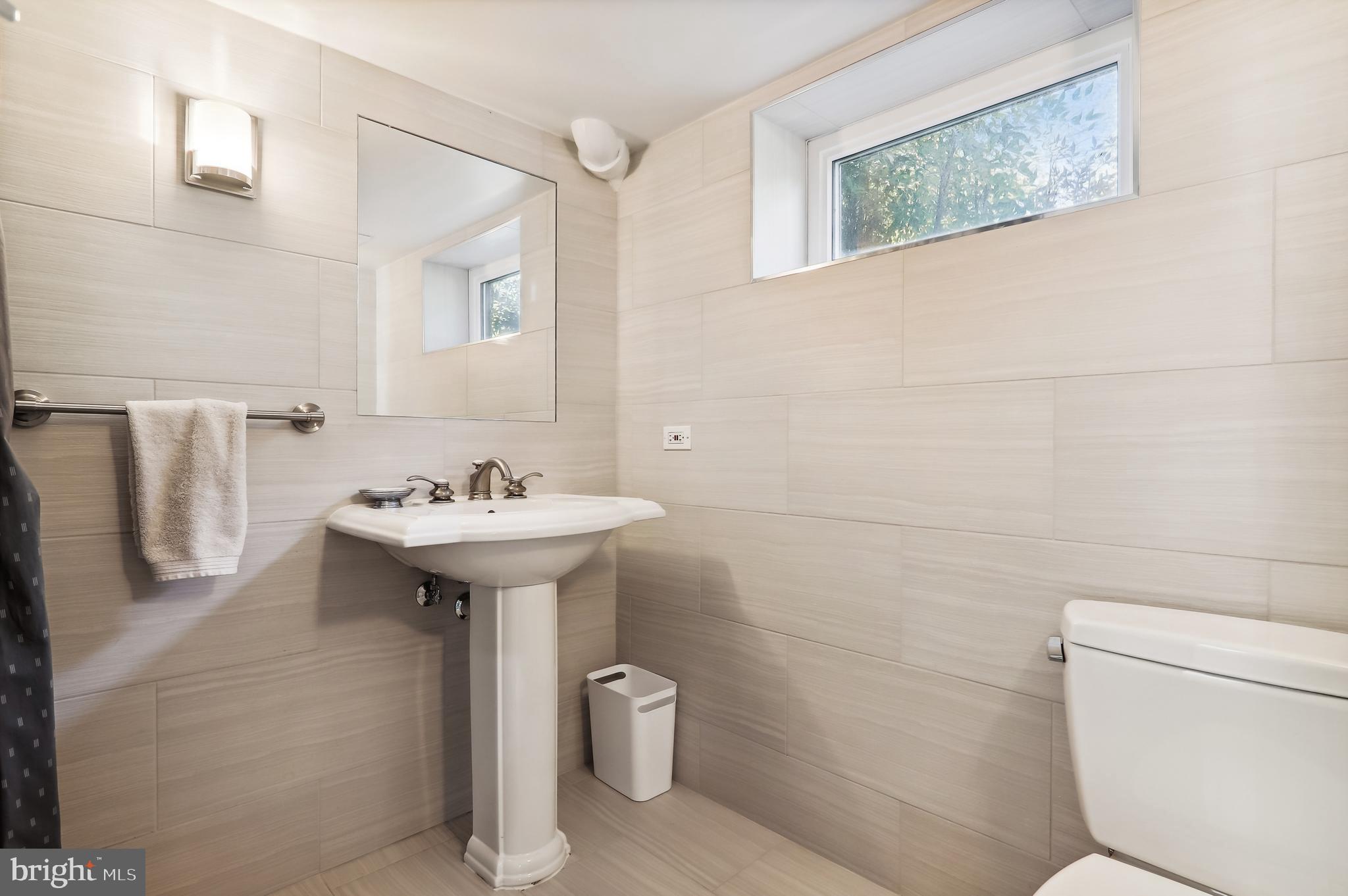 WOODSIDE PARK - Residential