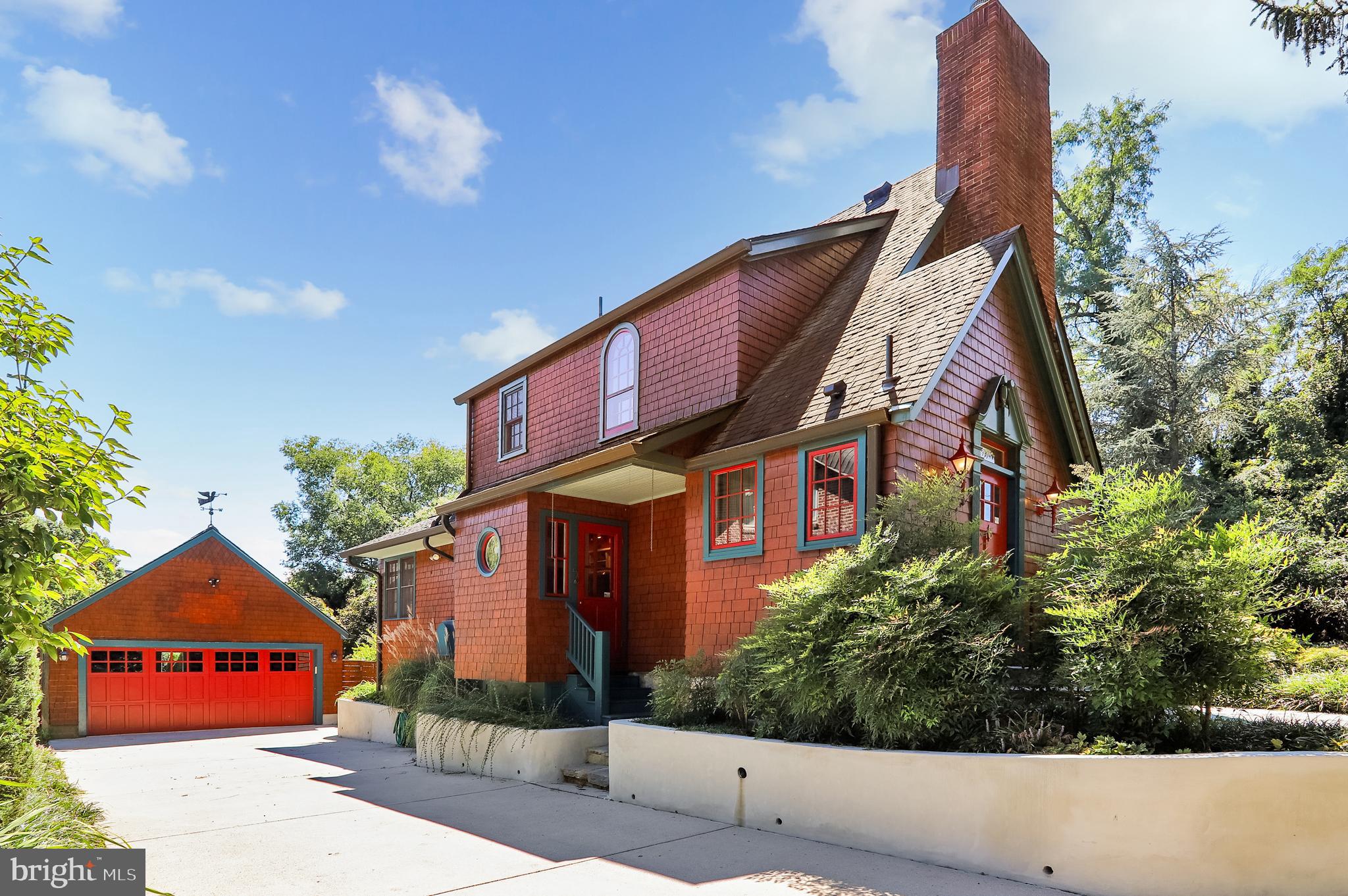 WOODSIDE PARK - Residential