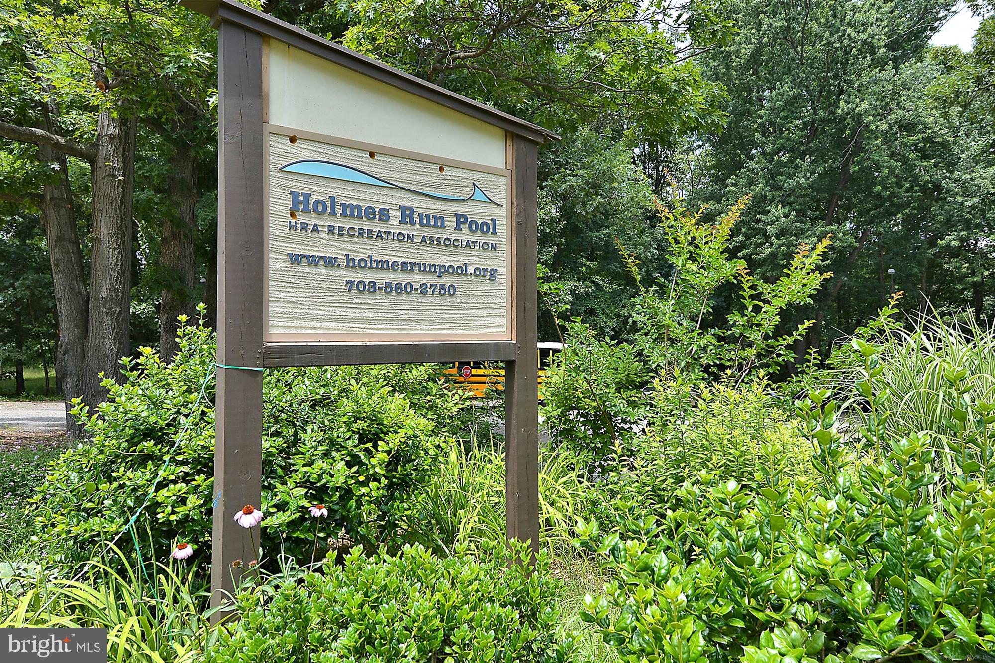 FALLS HILL - Residential Lease