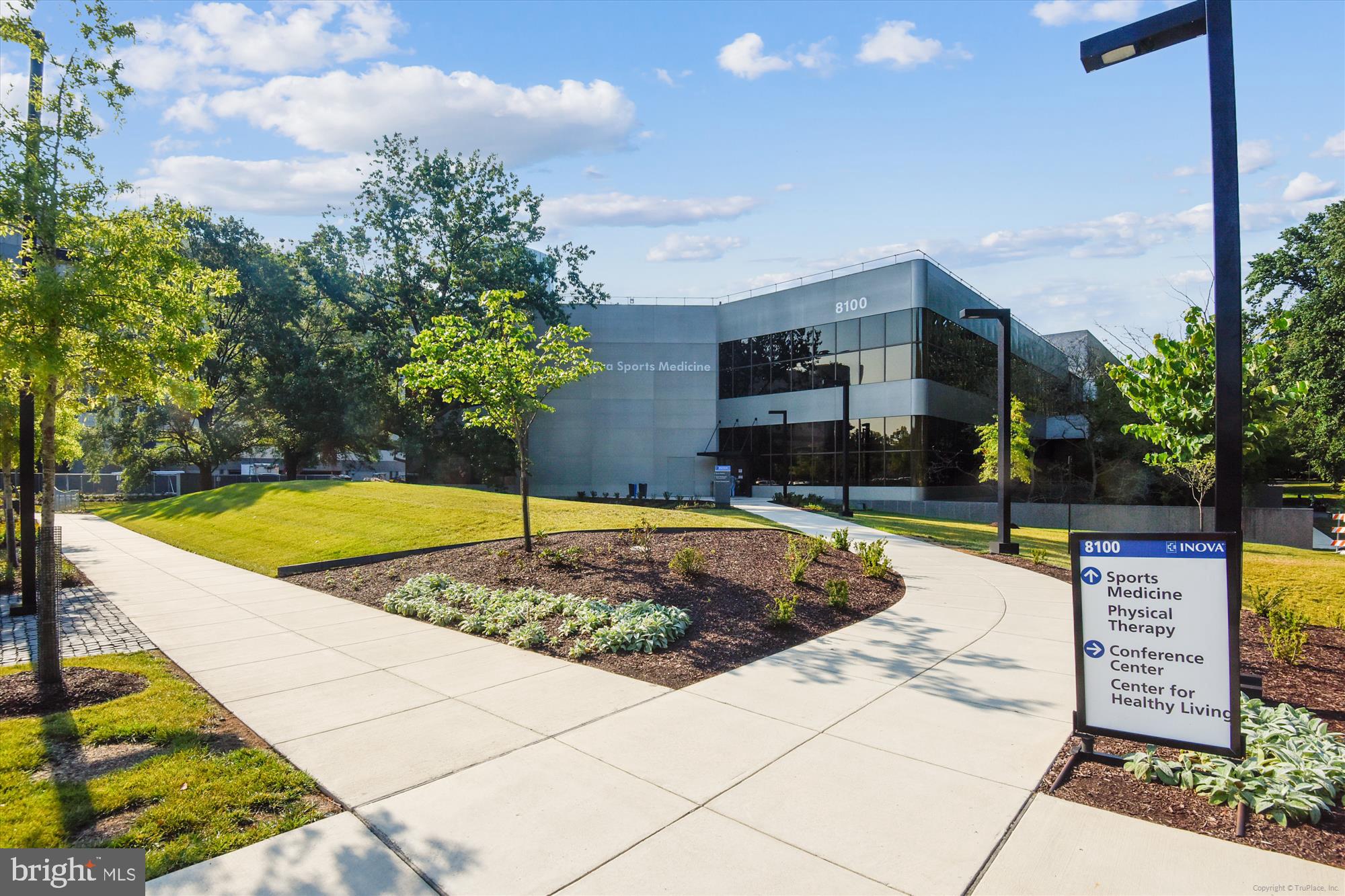 FALLS HILL - Residential Lease