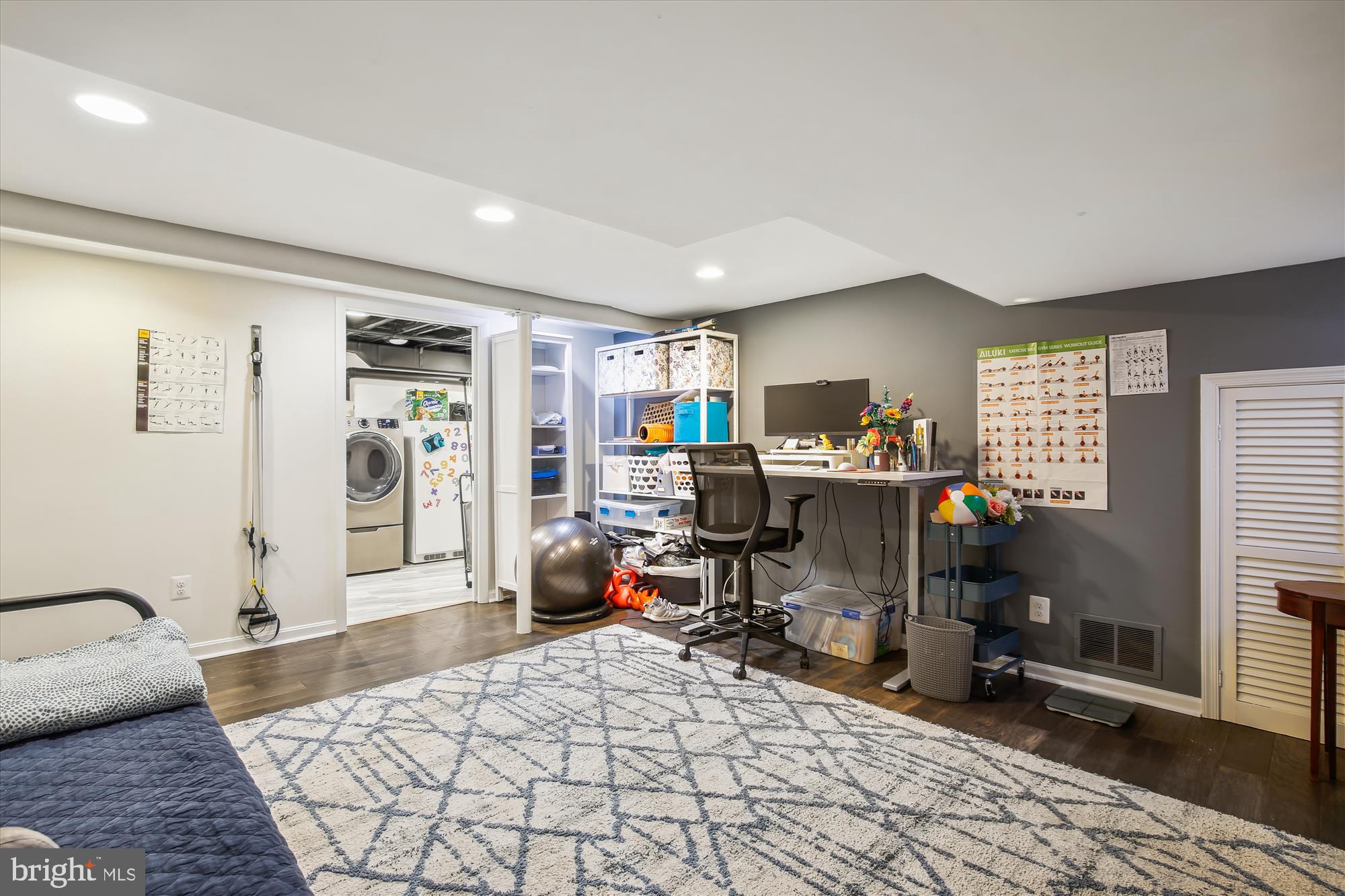 FALLS HILL - Residential Lease