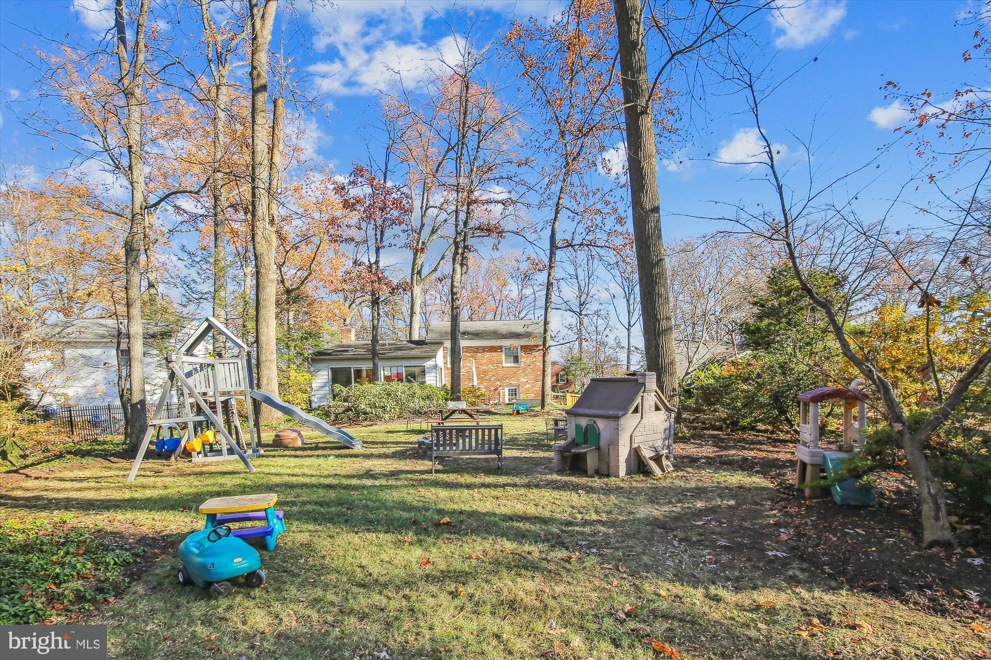 FALLS HILL - Residential Lease