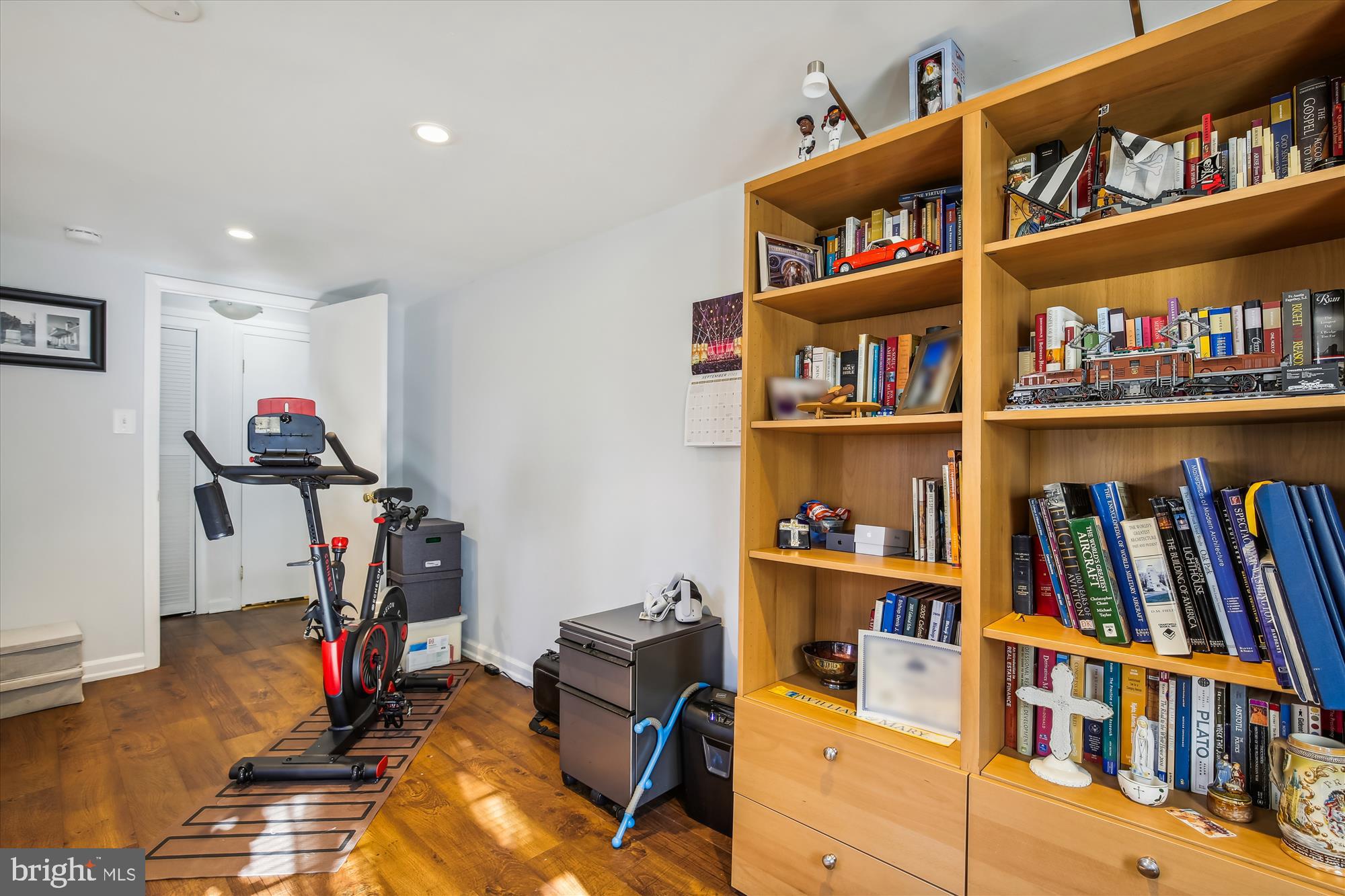 FALLS HILL - Residential Lease