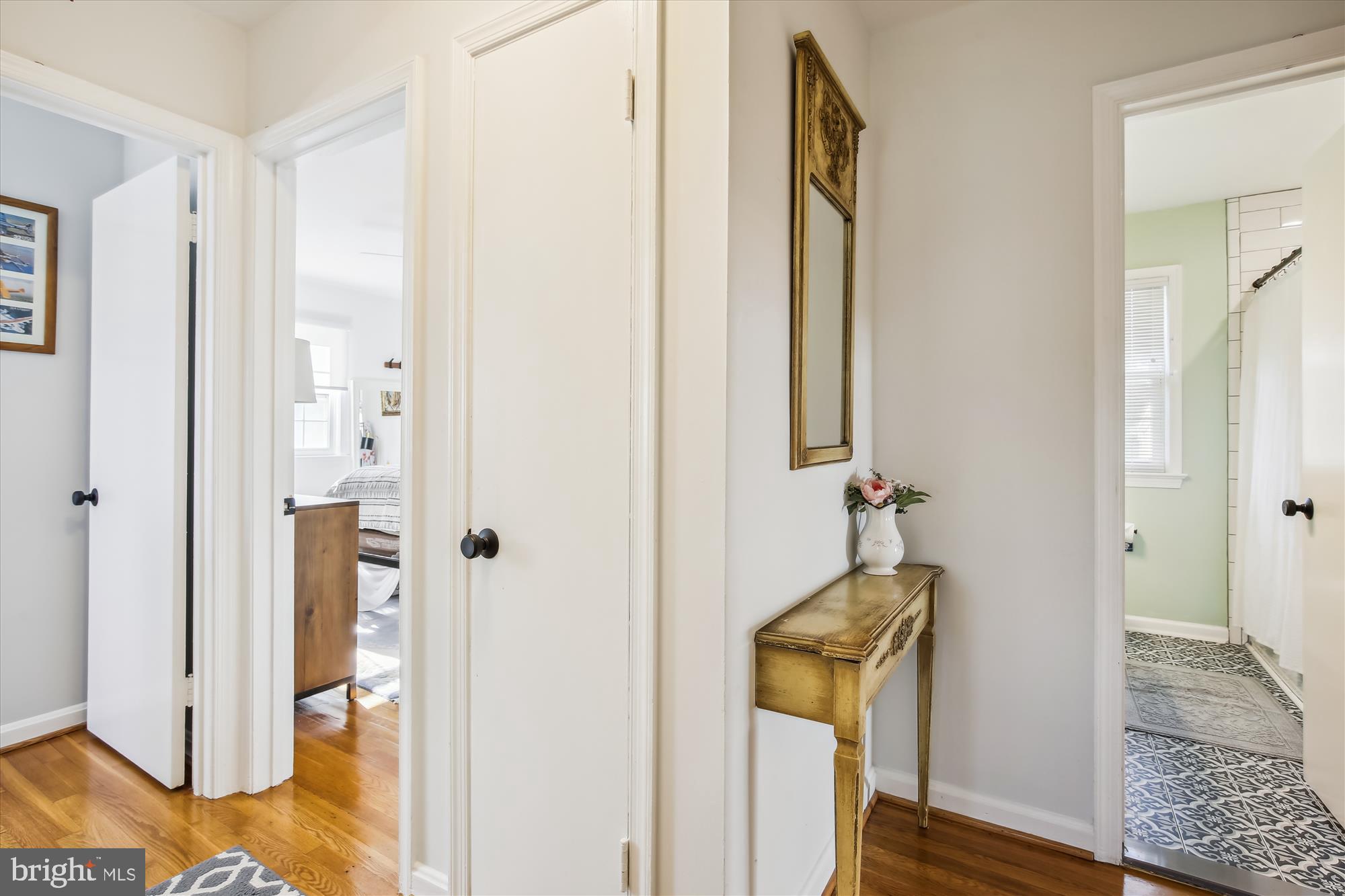 FALLS HILL - Residential Lease