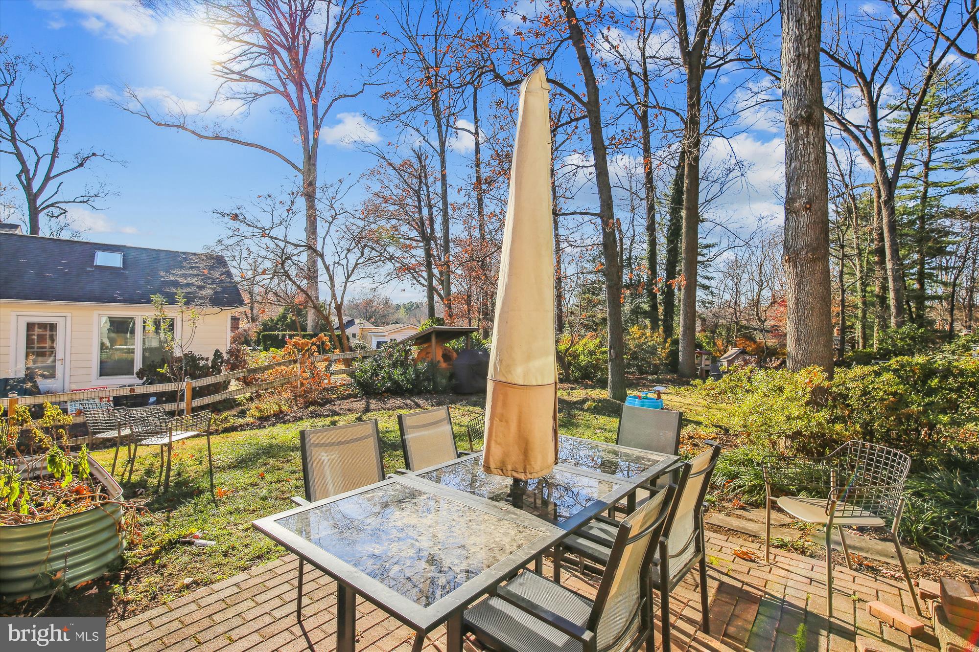 FALLS HILL - Residential Lease