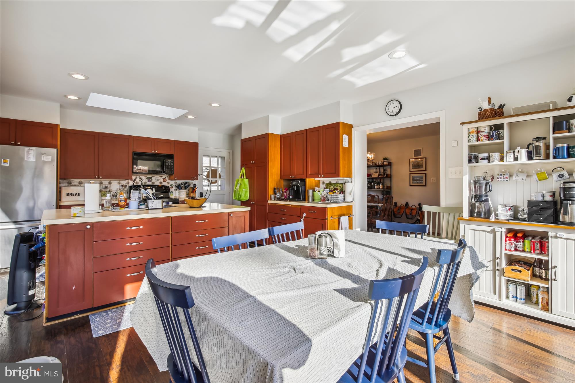 FALLS HILL - Residential Lease