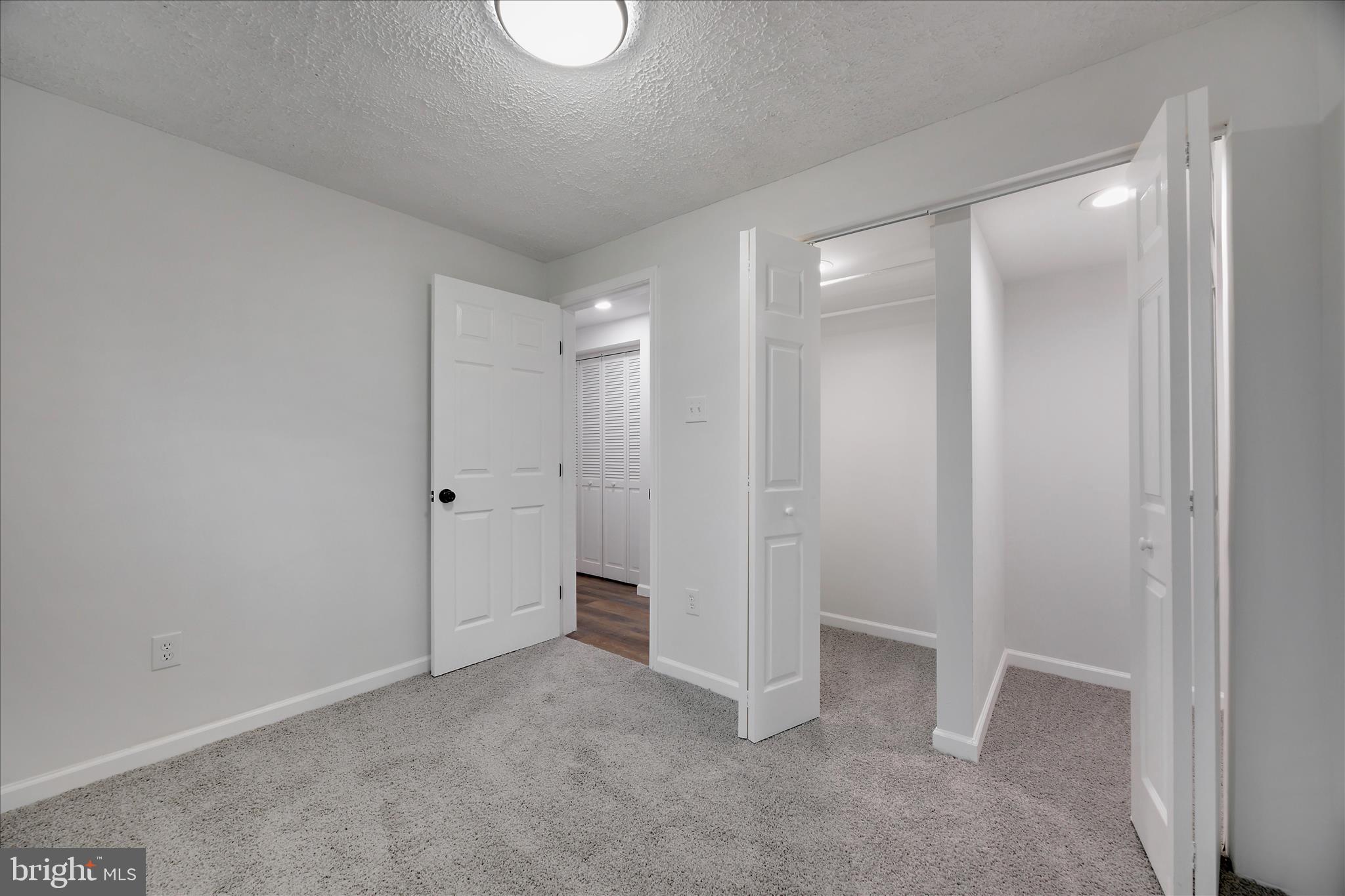 CARROLLTOWNE - Residential