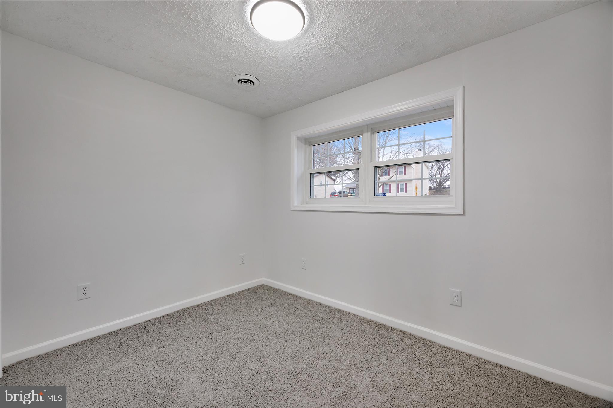 CARROLLTOWNE - Residential