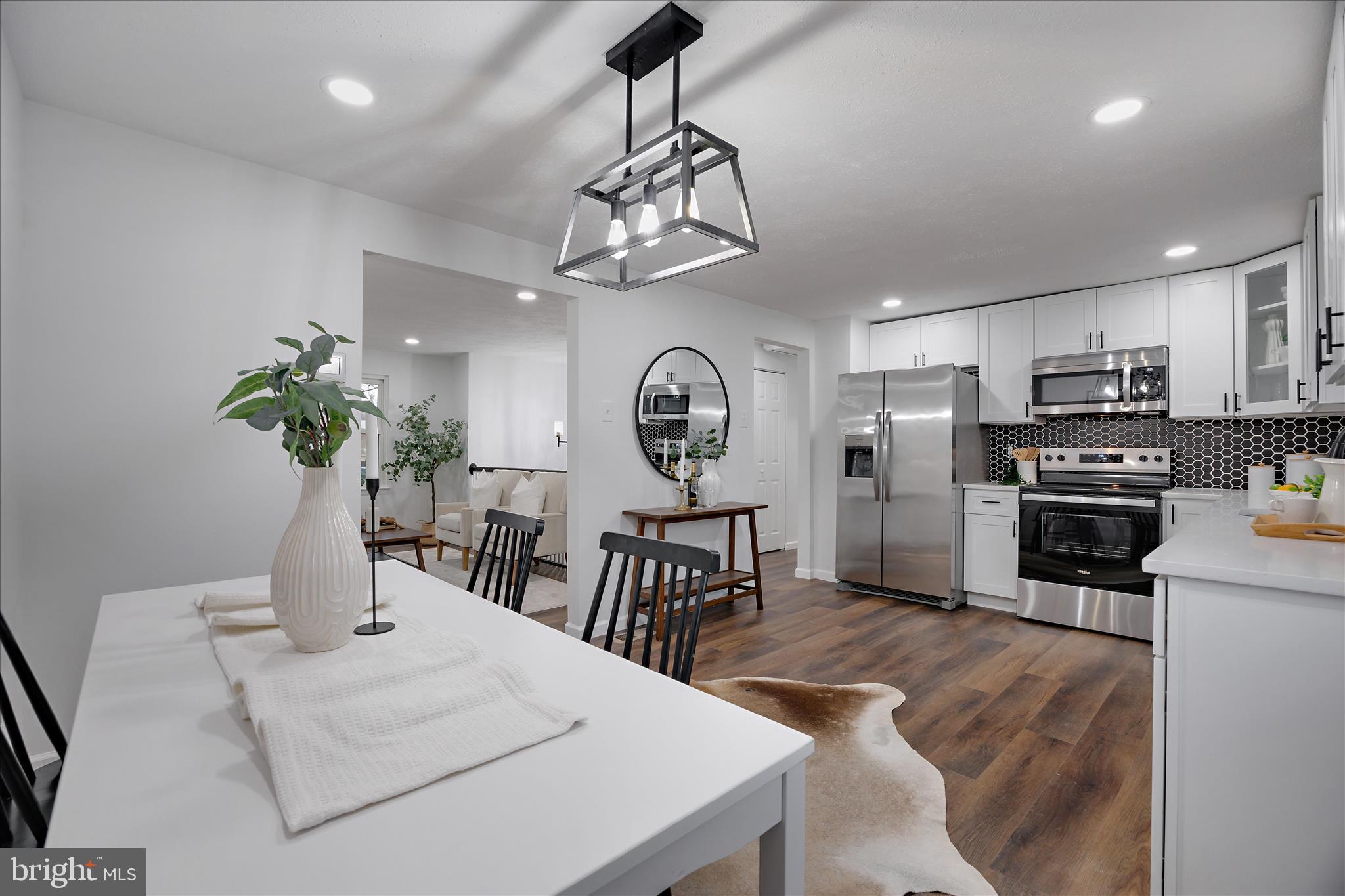 CARROLLTOWNE - Residential