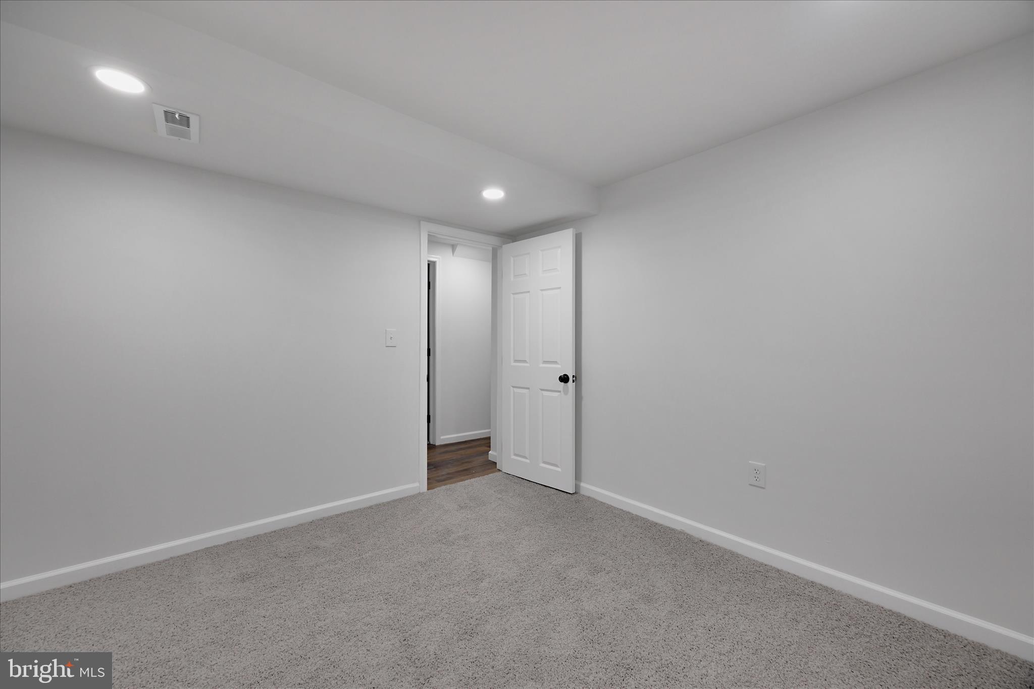 CARROLLTOWNE - Residential