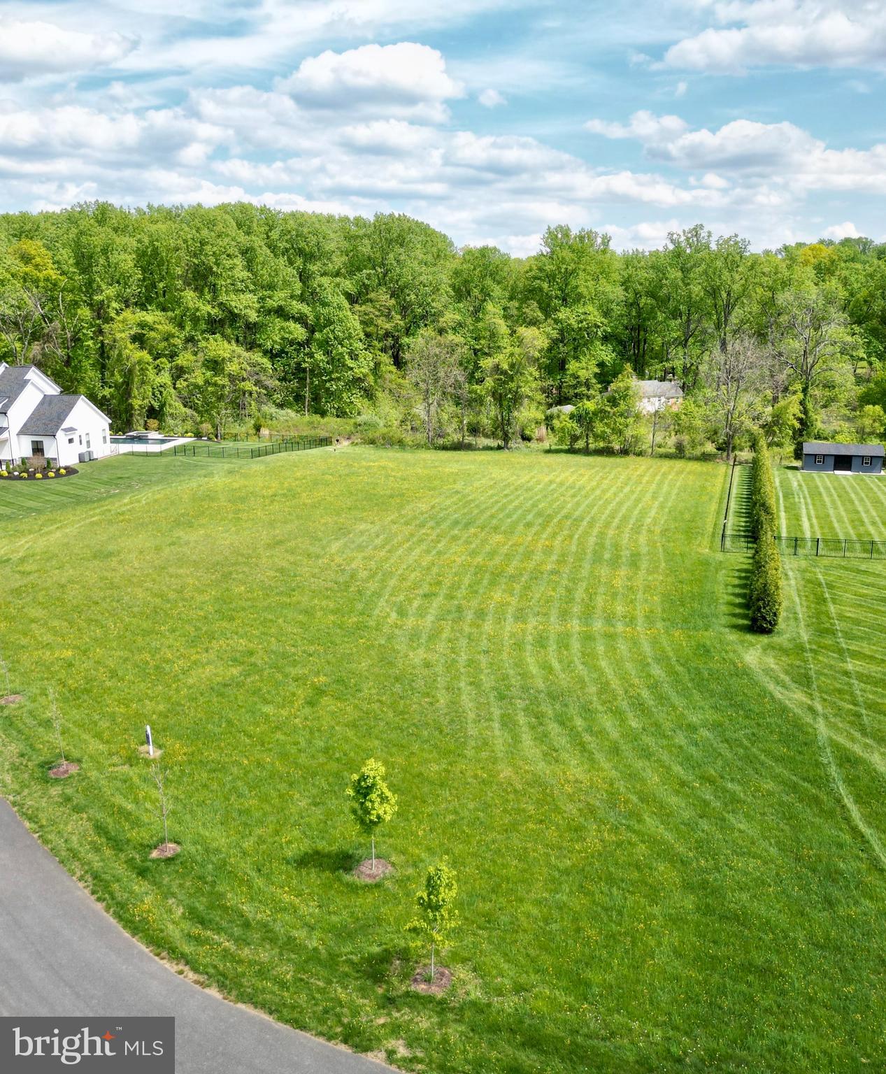 HAHN'S MEADOW - Residential