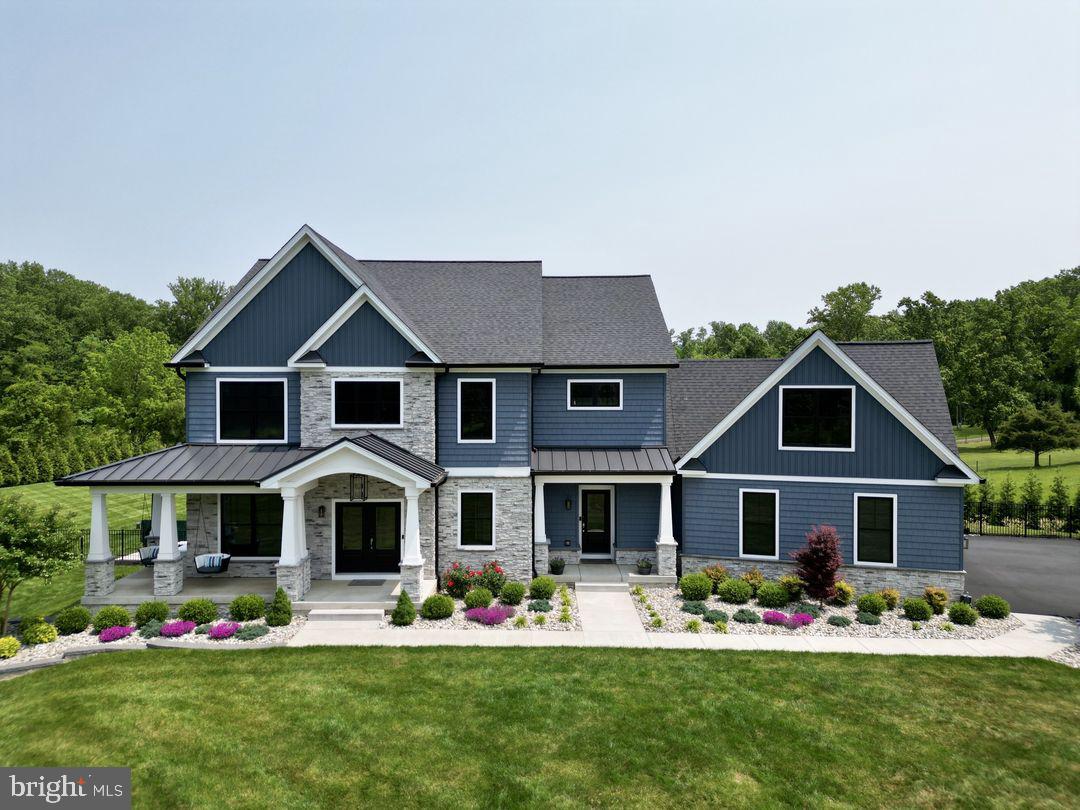 HAHN'S MEADOW - Residential