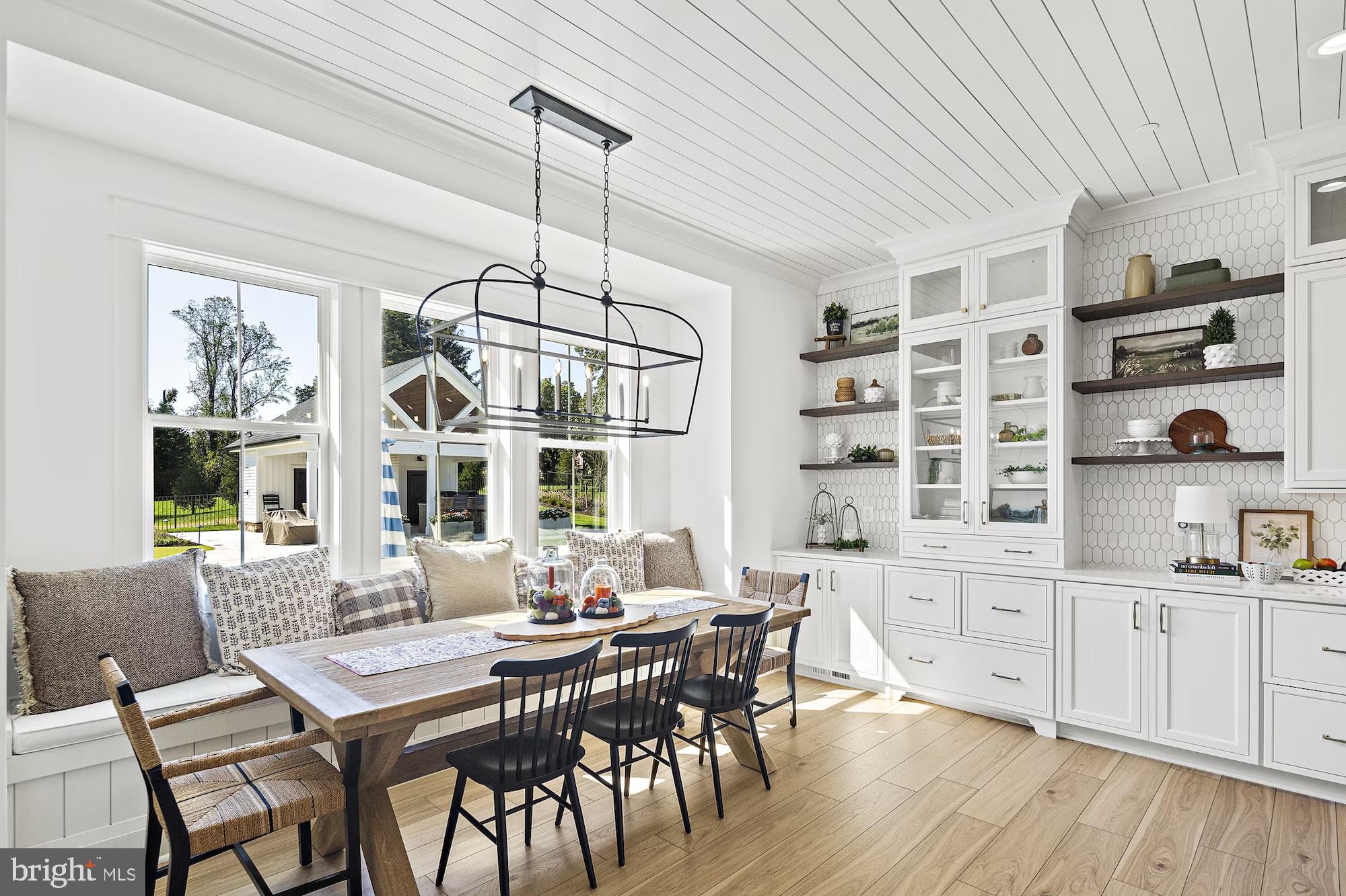 HAHN'S MEADOW - Residential