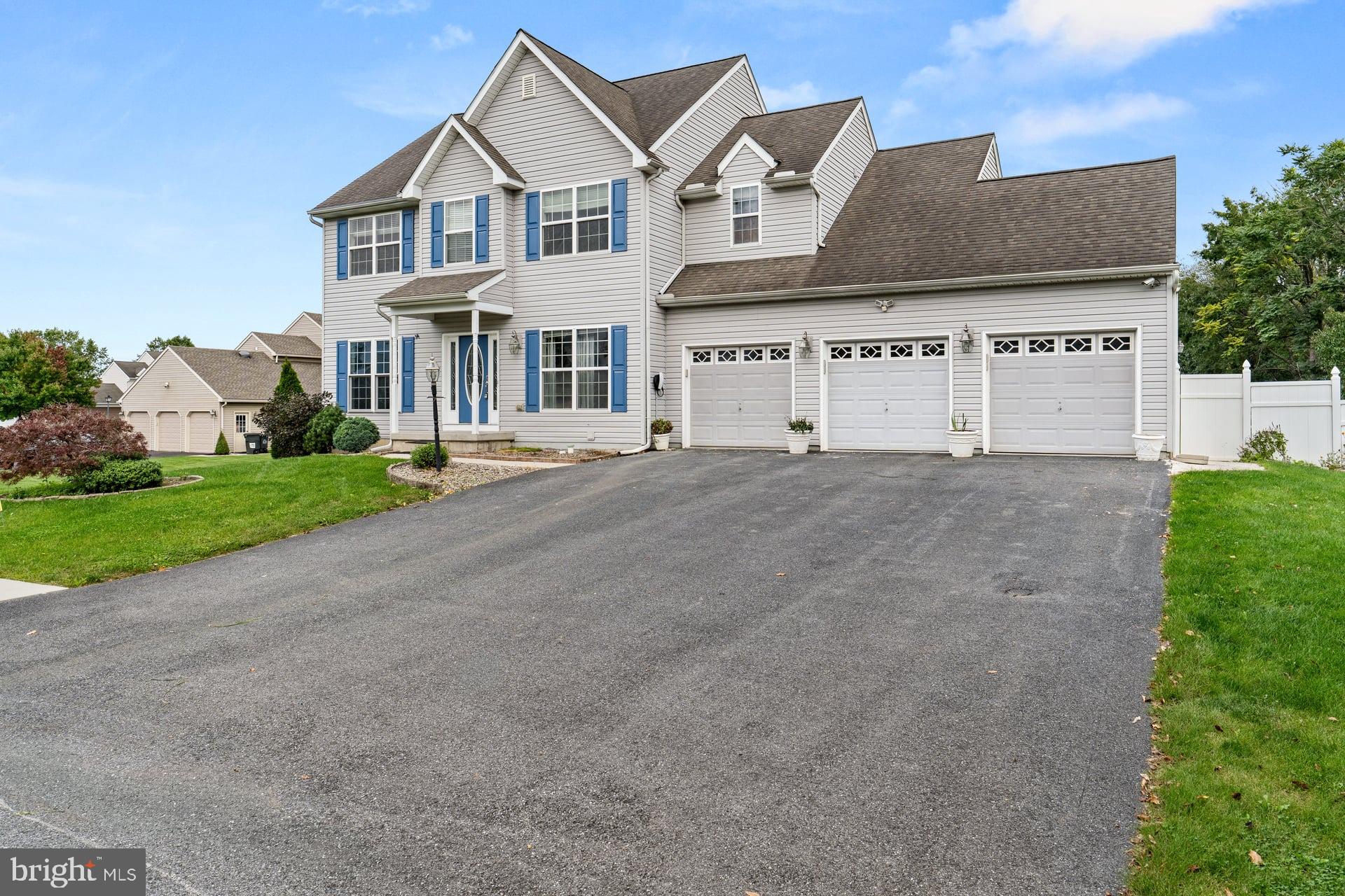 128 S THISTLEDOWN DRIVE